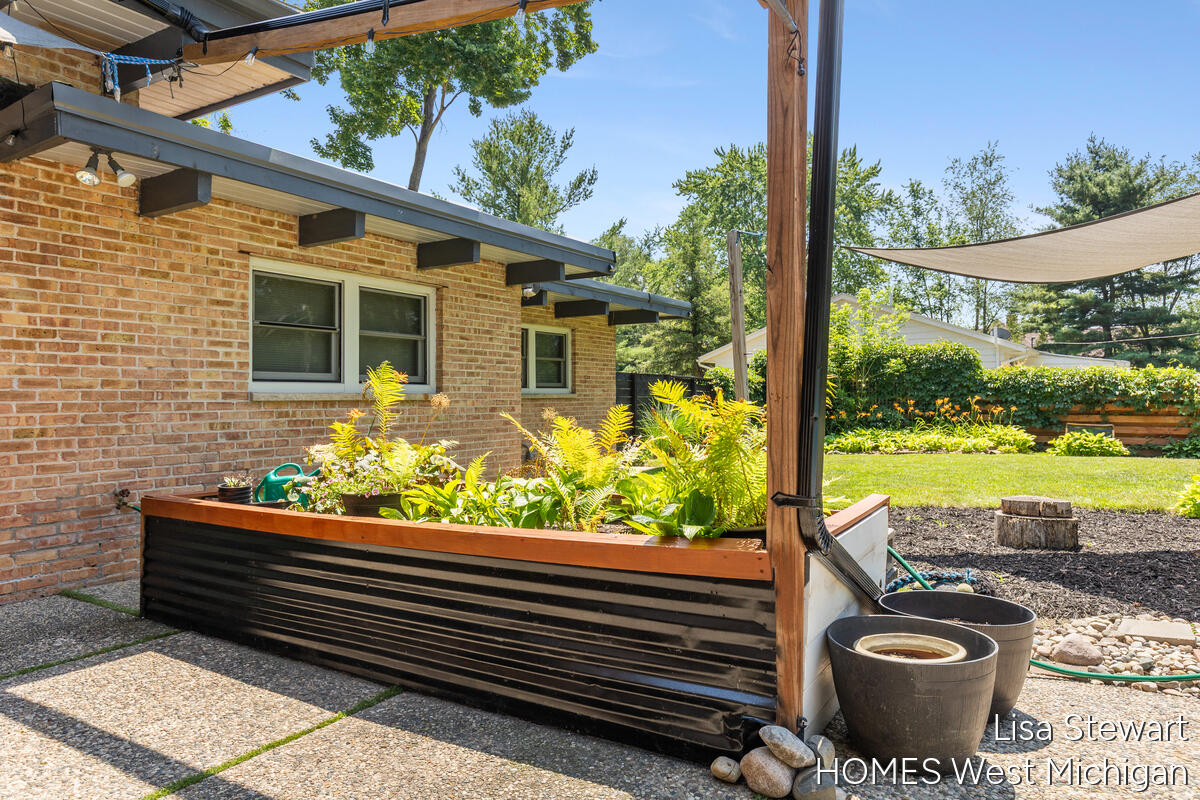 1235 Thornapple River Drive SE Ada MI 49301