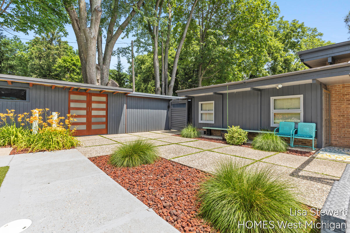 1235 Thornapple River Drive SE Ada MI 49301