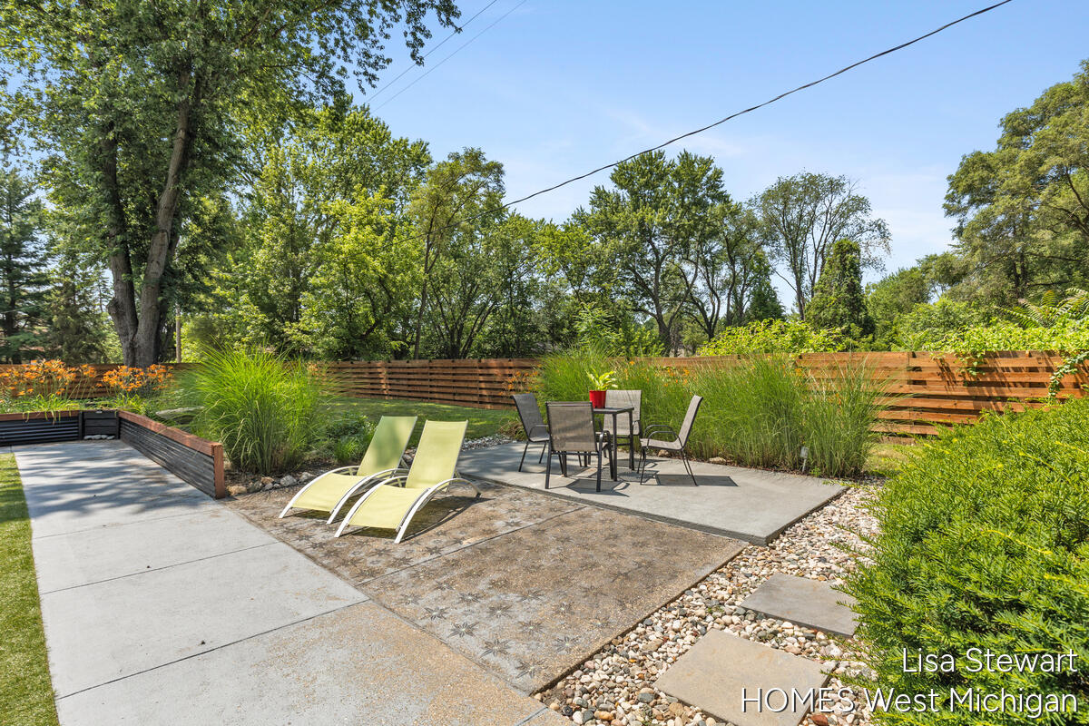 1235 Thornapple River Drive SE Ada MI 49301