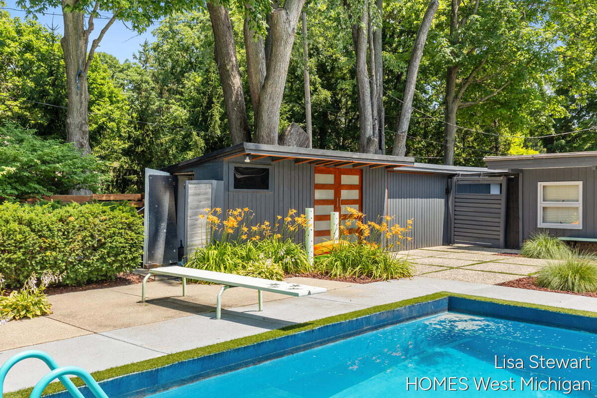 1235 Thornapple River Drive SE Ada MI 49301