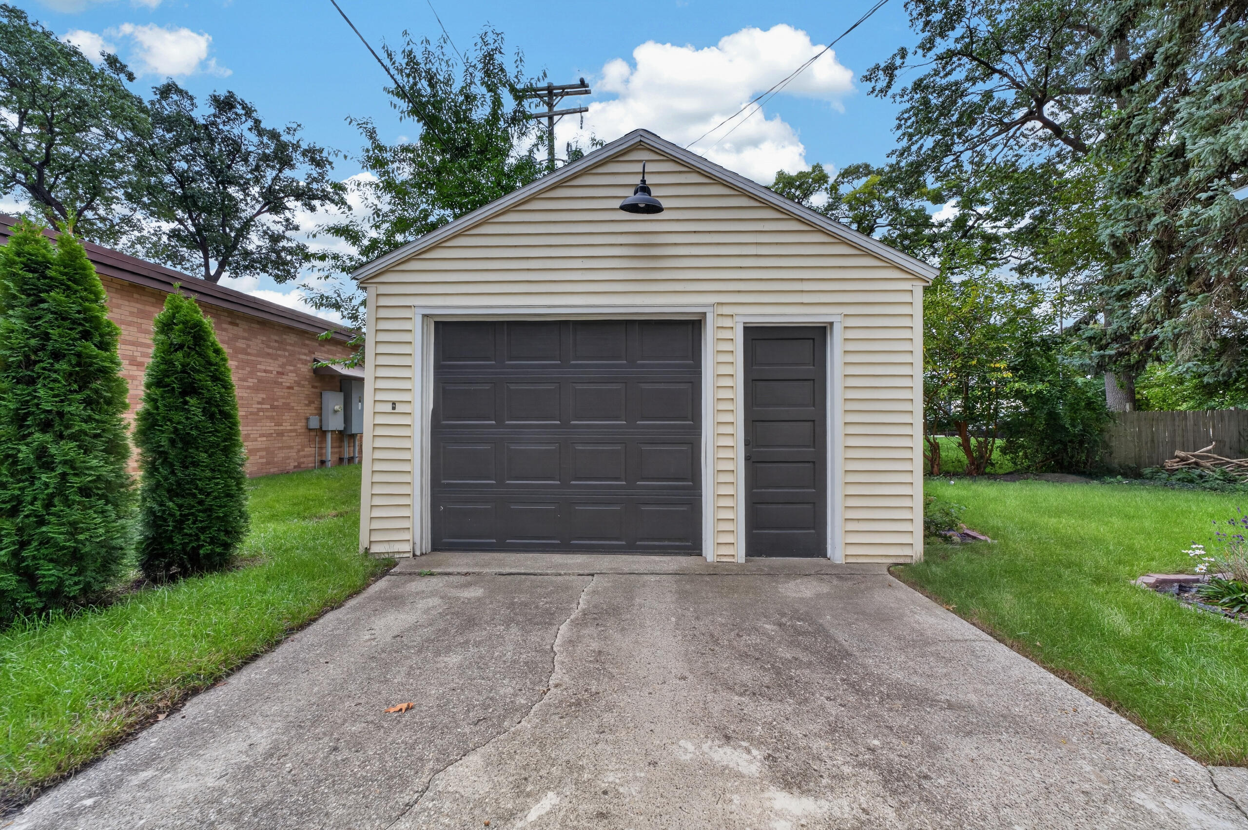 1629 Montague Avenue Muskegon MI 49441