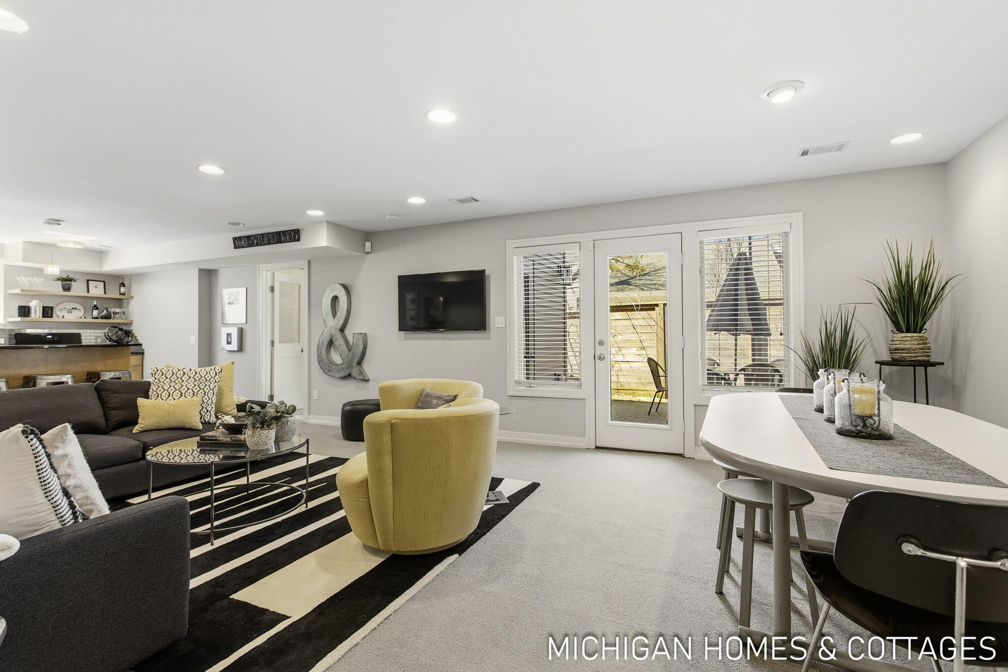 6700 Ratcliff Drive Holland MI 49423