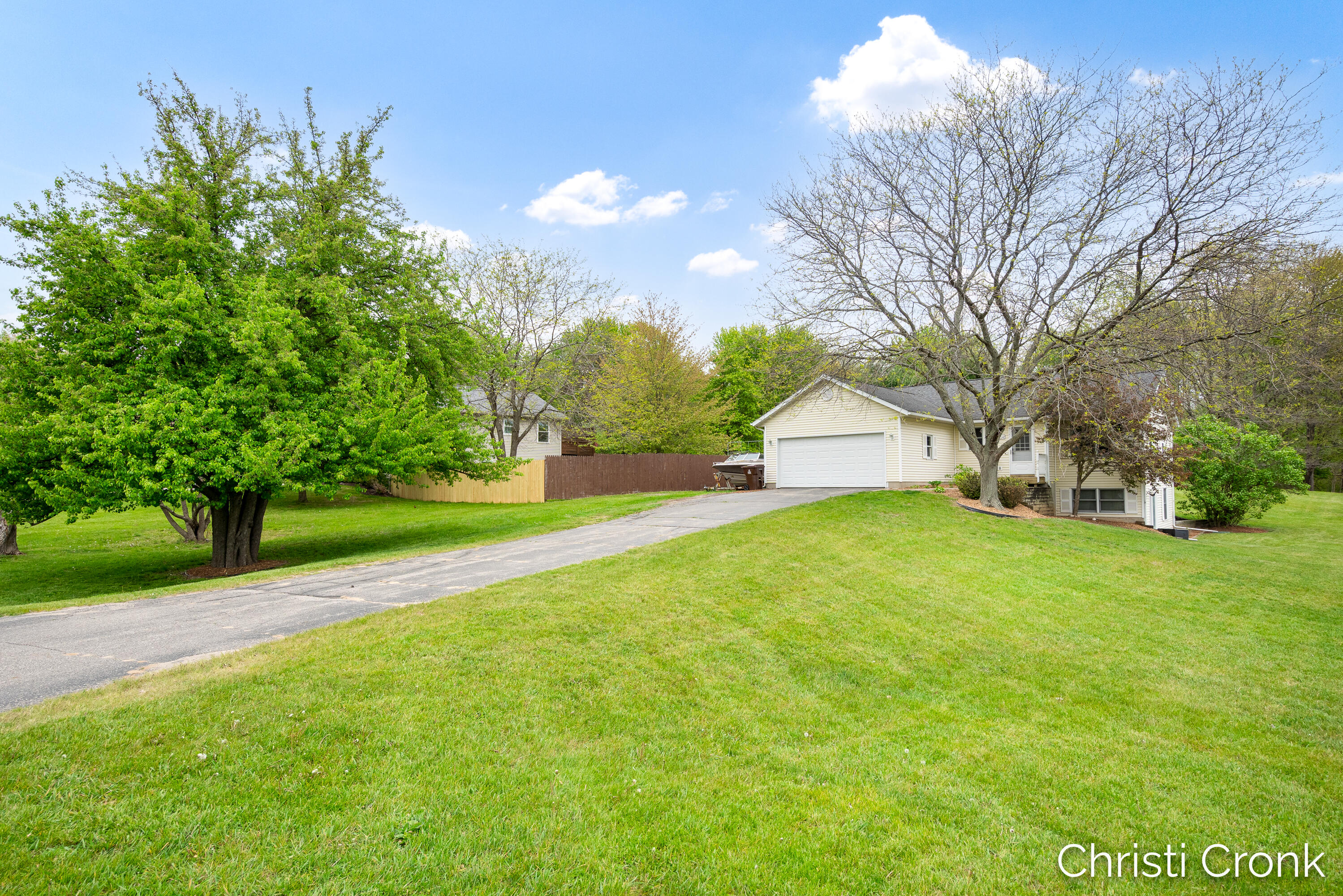 8414 Windstone Drive NE Rockford MI 49341