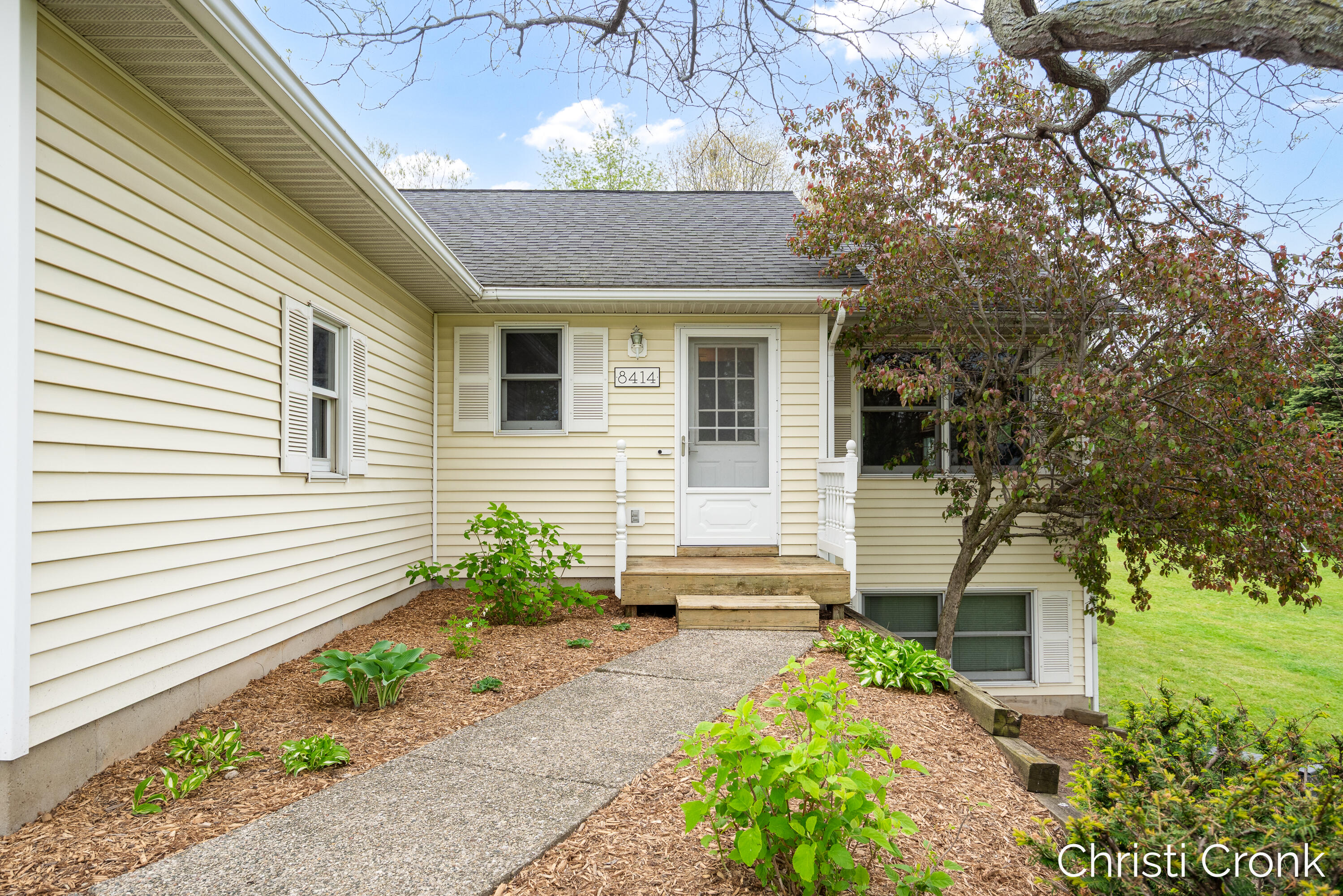 8414 Windstone Drive NE Rockford MI 49341