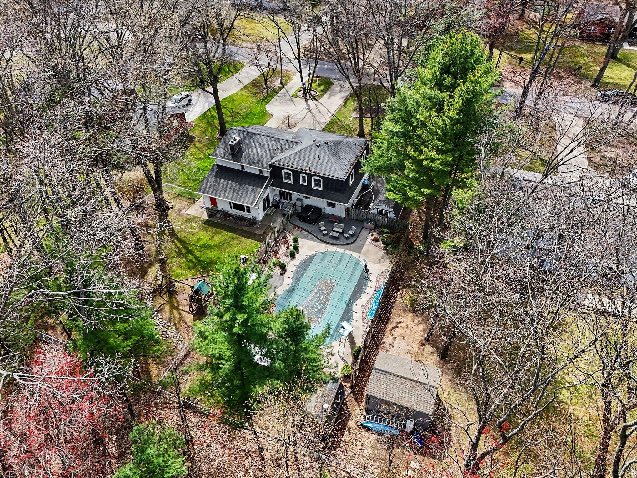 1378 N Lendale Street Ludington MI 49431