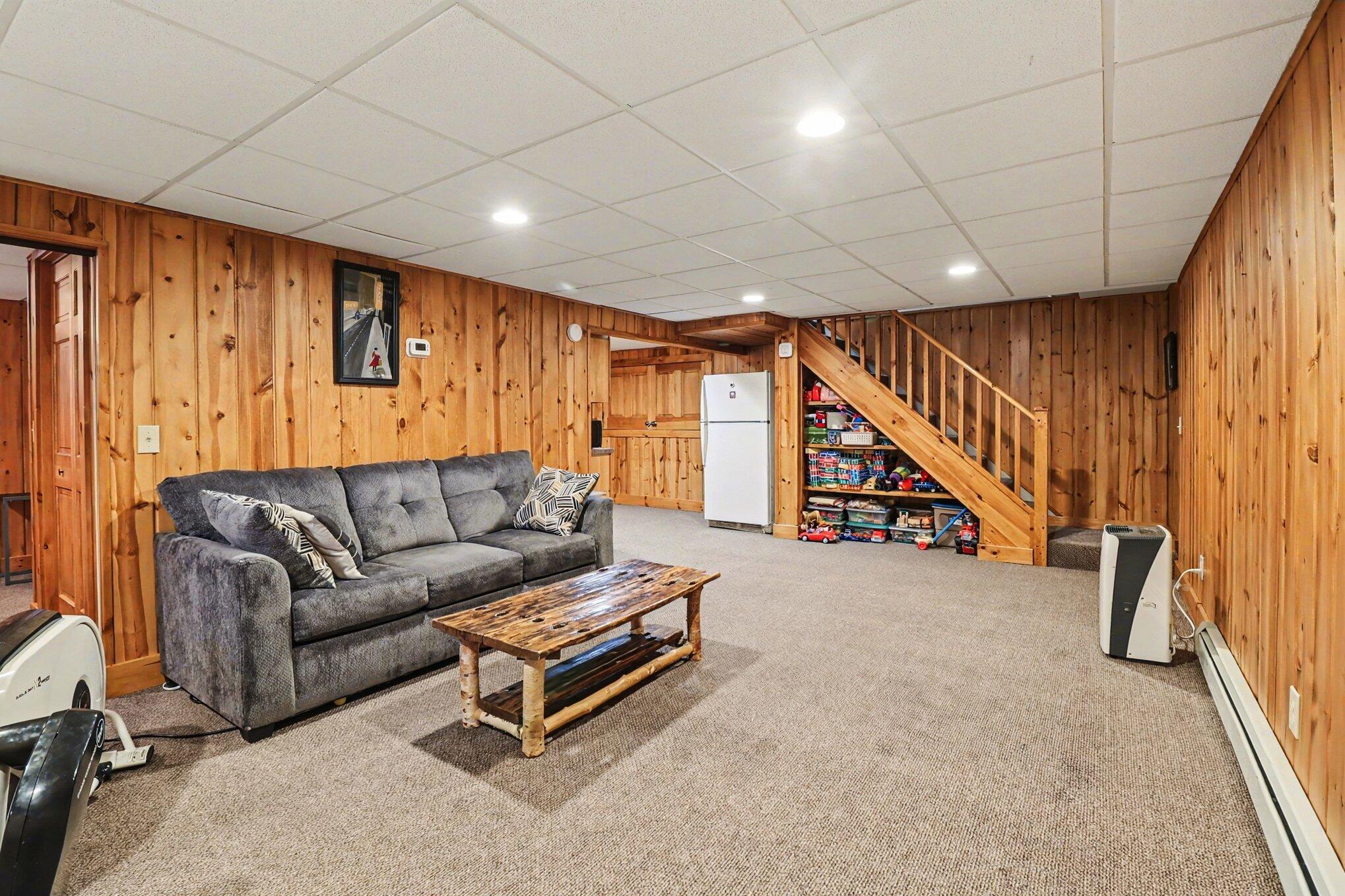 1378 N Lendale Street Ludington MI 49431