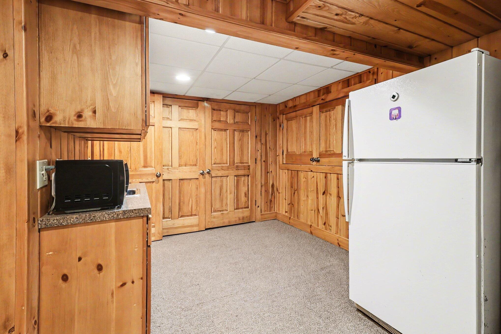 1378 N Lendale Street Ludington MI 49431