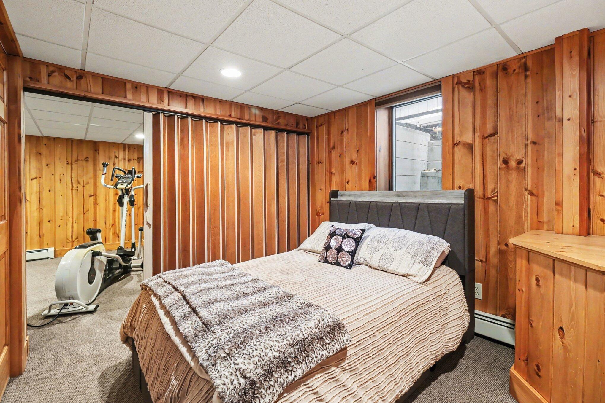1378 N Lendale Street Ludington MI 49431