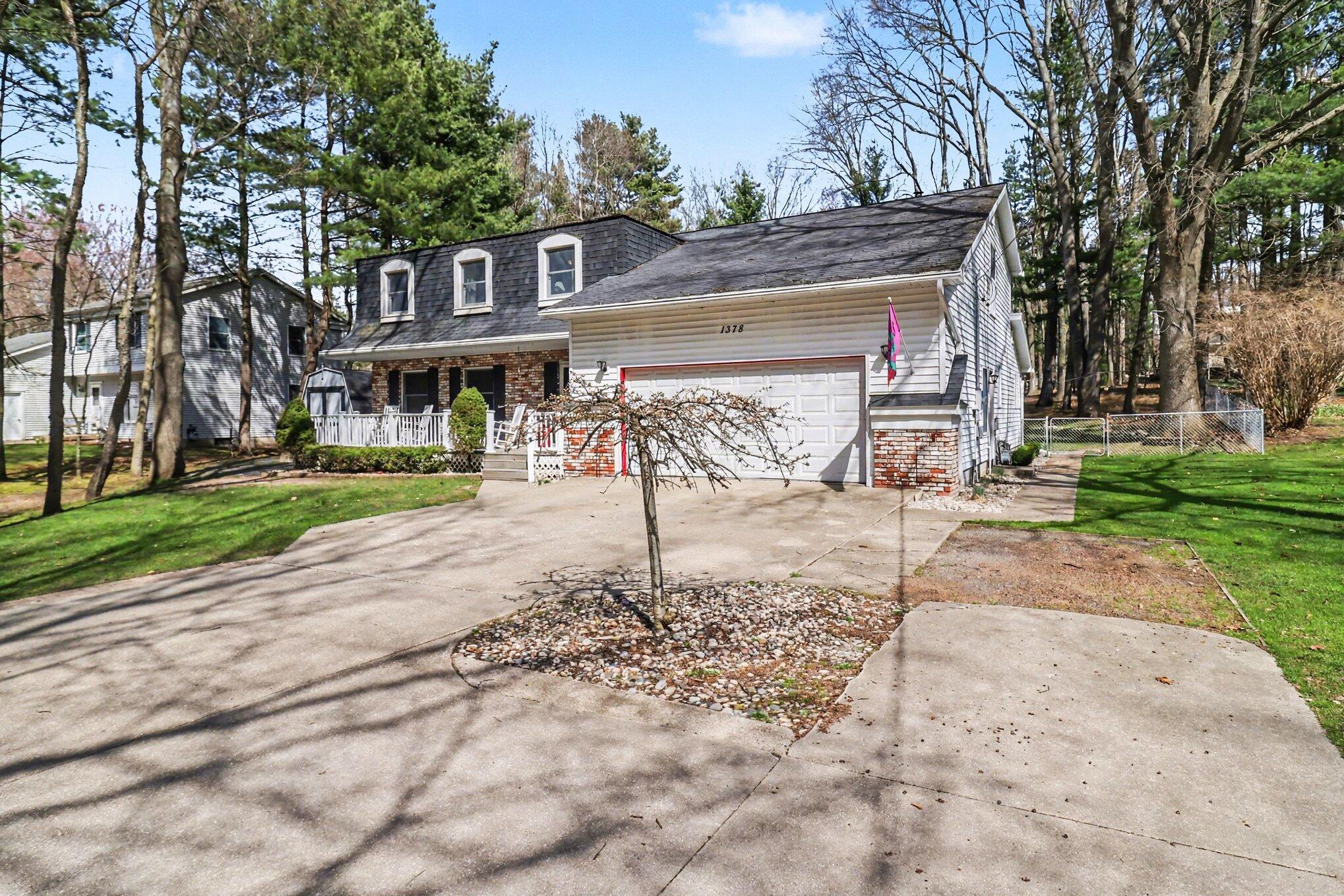 1378 N Lendale Street Ludington MI 49431