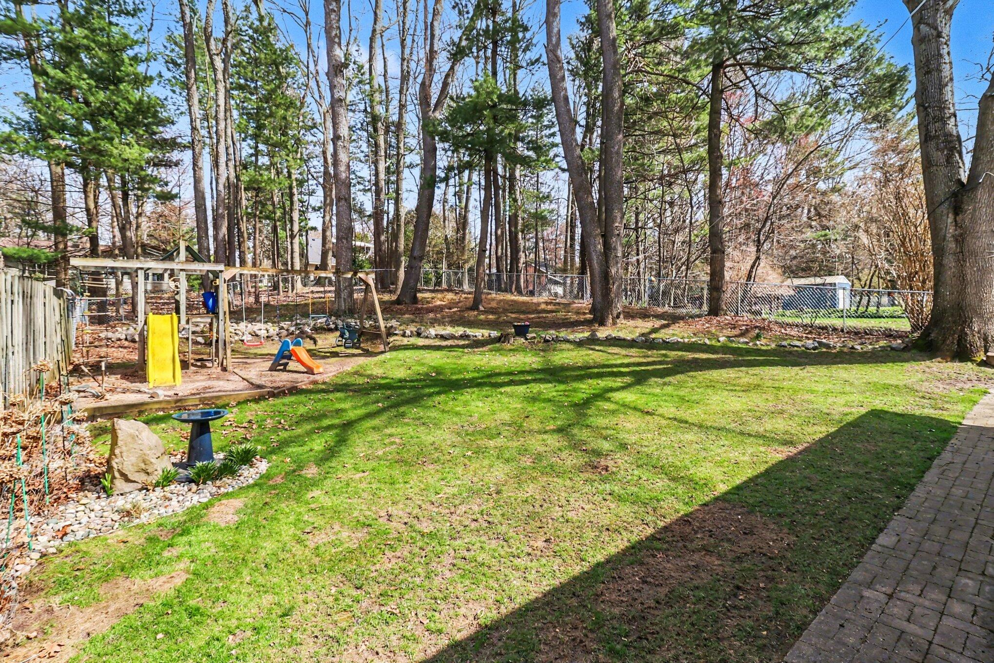 1378 N Lendale Street Ludington MI 49431