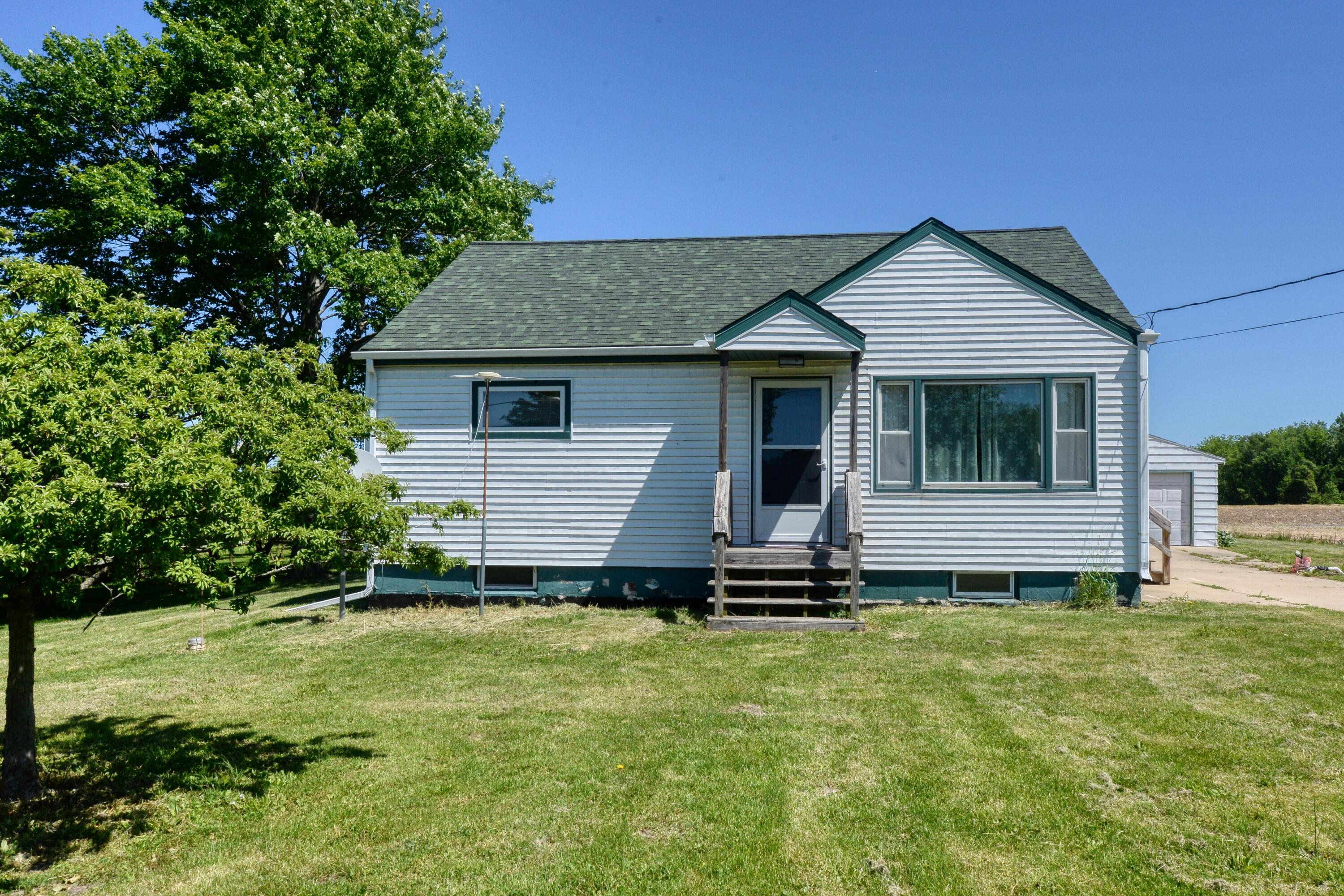 761 W Warren Woods Road Galien MI 49113