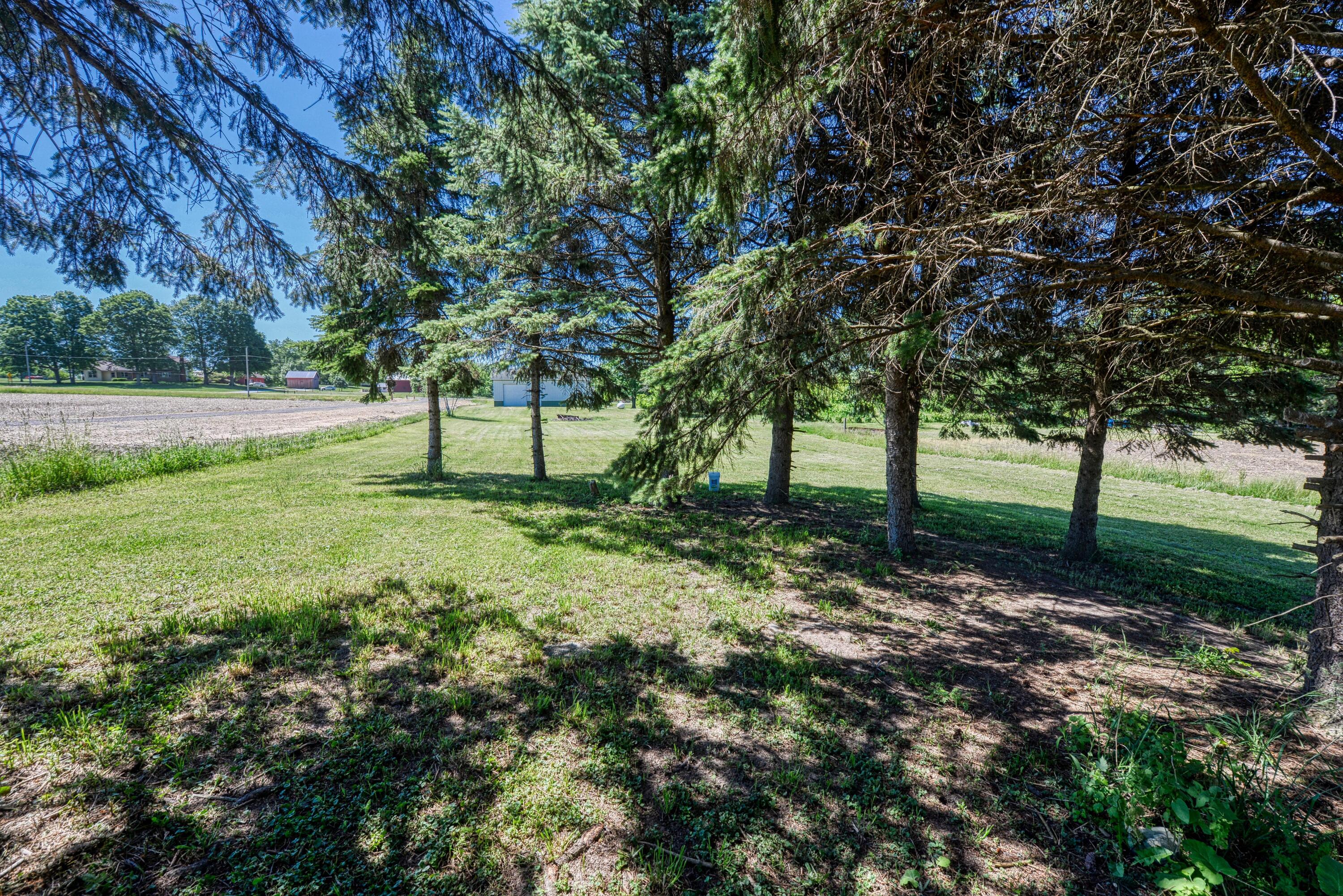 761 W Warren Woods Road Galien MI 49113