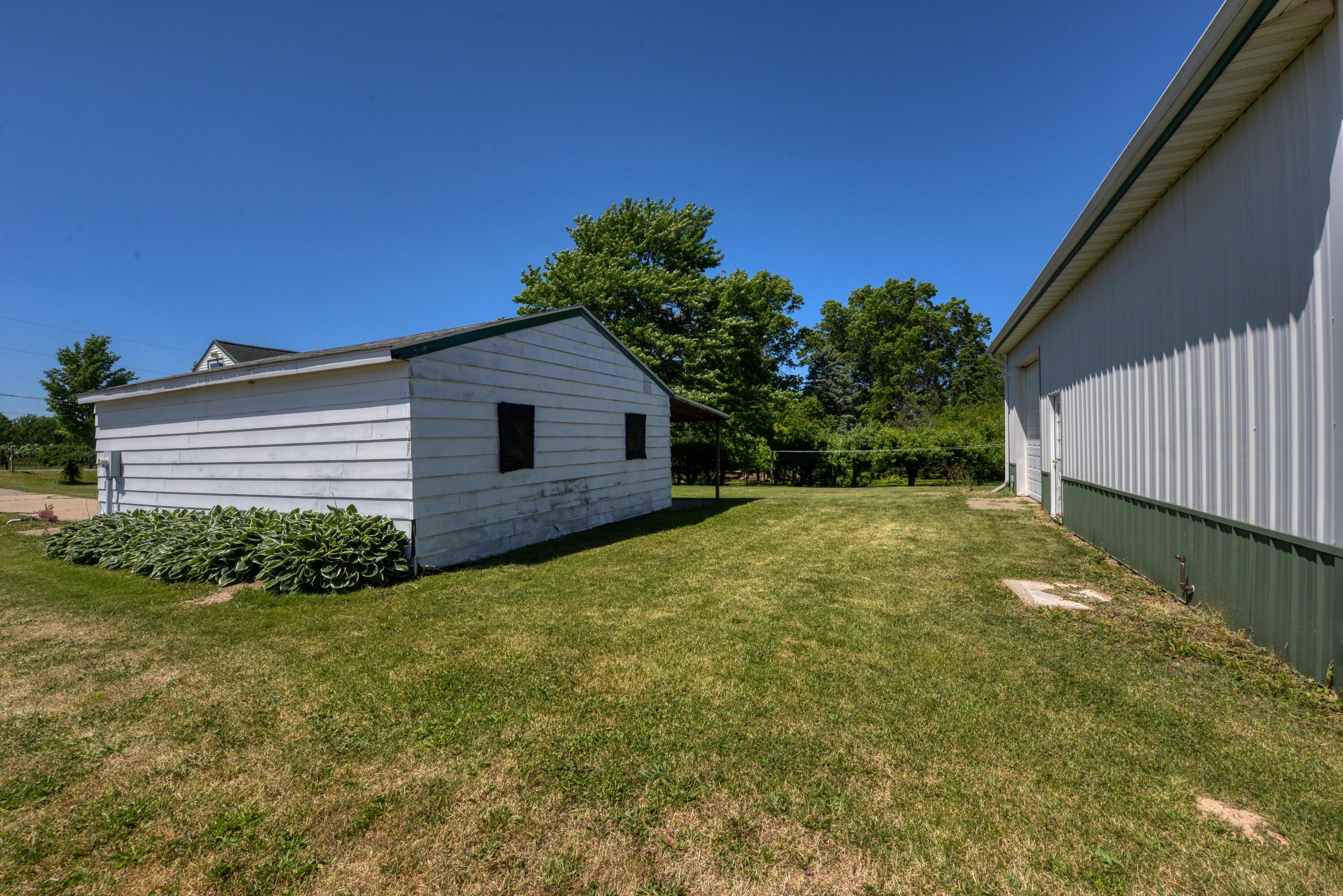 761 W Warren Woods Road Galien MI 49113