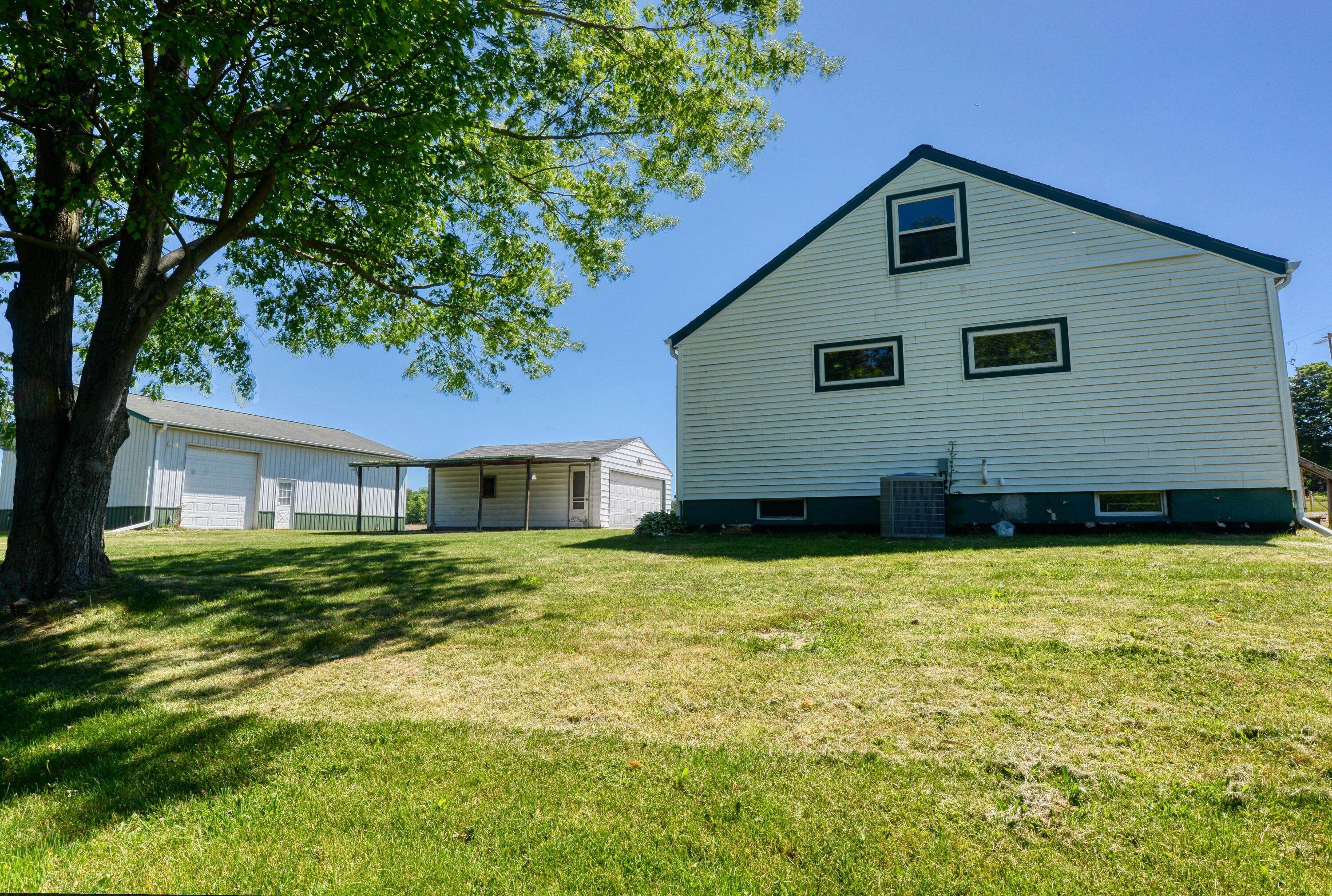 761 W Warren Woods Road Galien MI 49113
