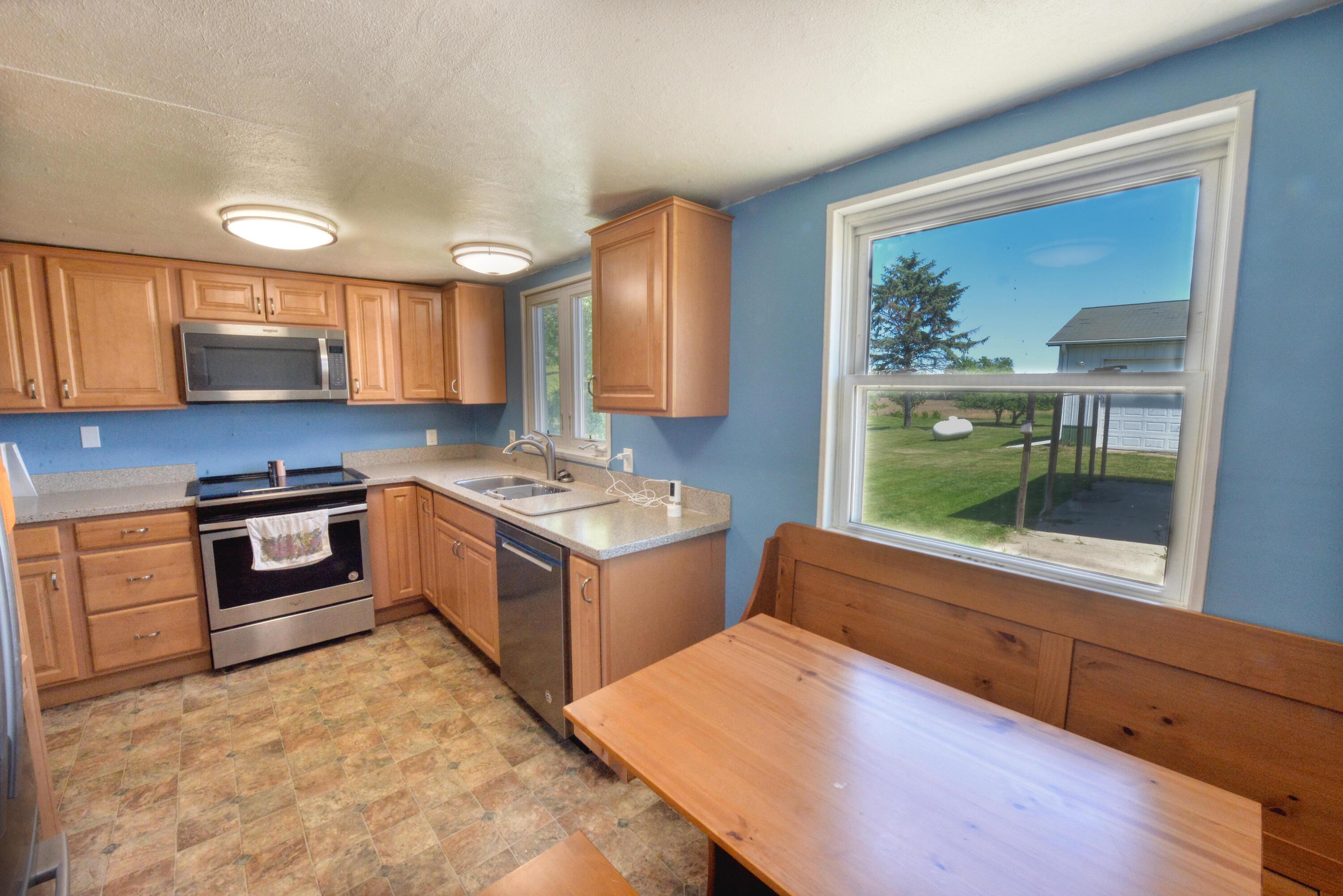761 W Warren Woods Road Galien MI 49113