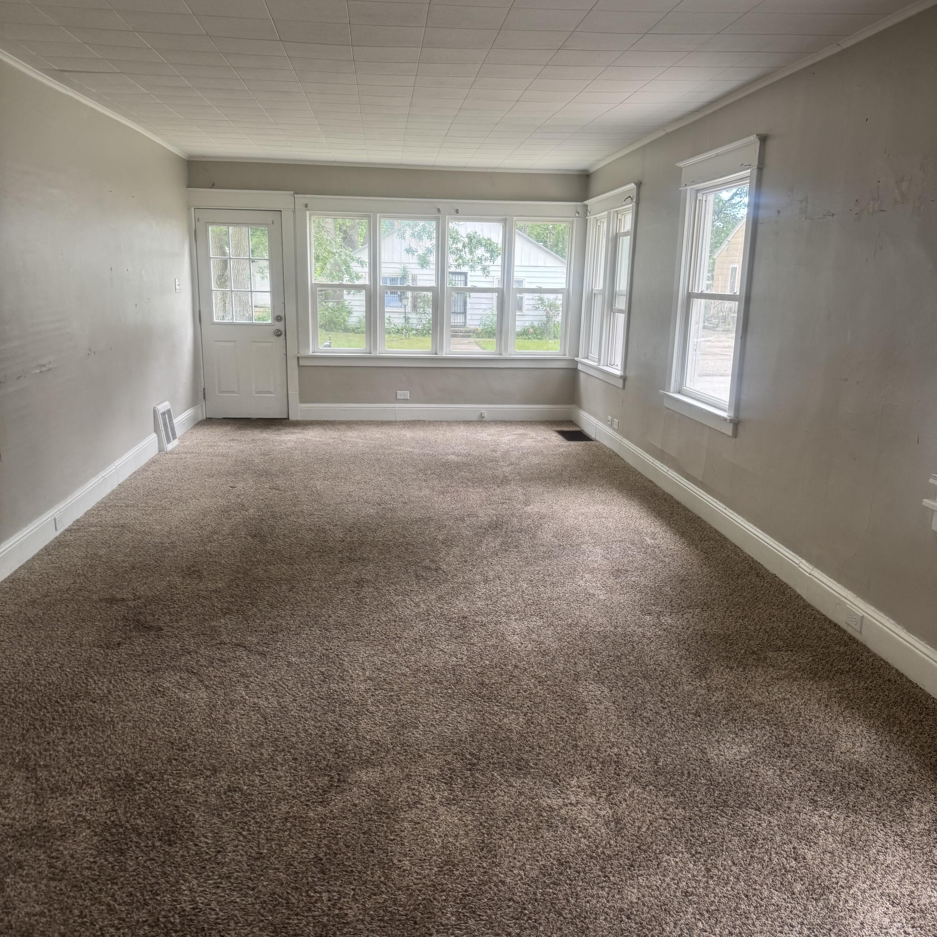 768 Hill Avenue Muskegon MI 49442