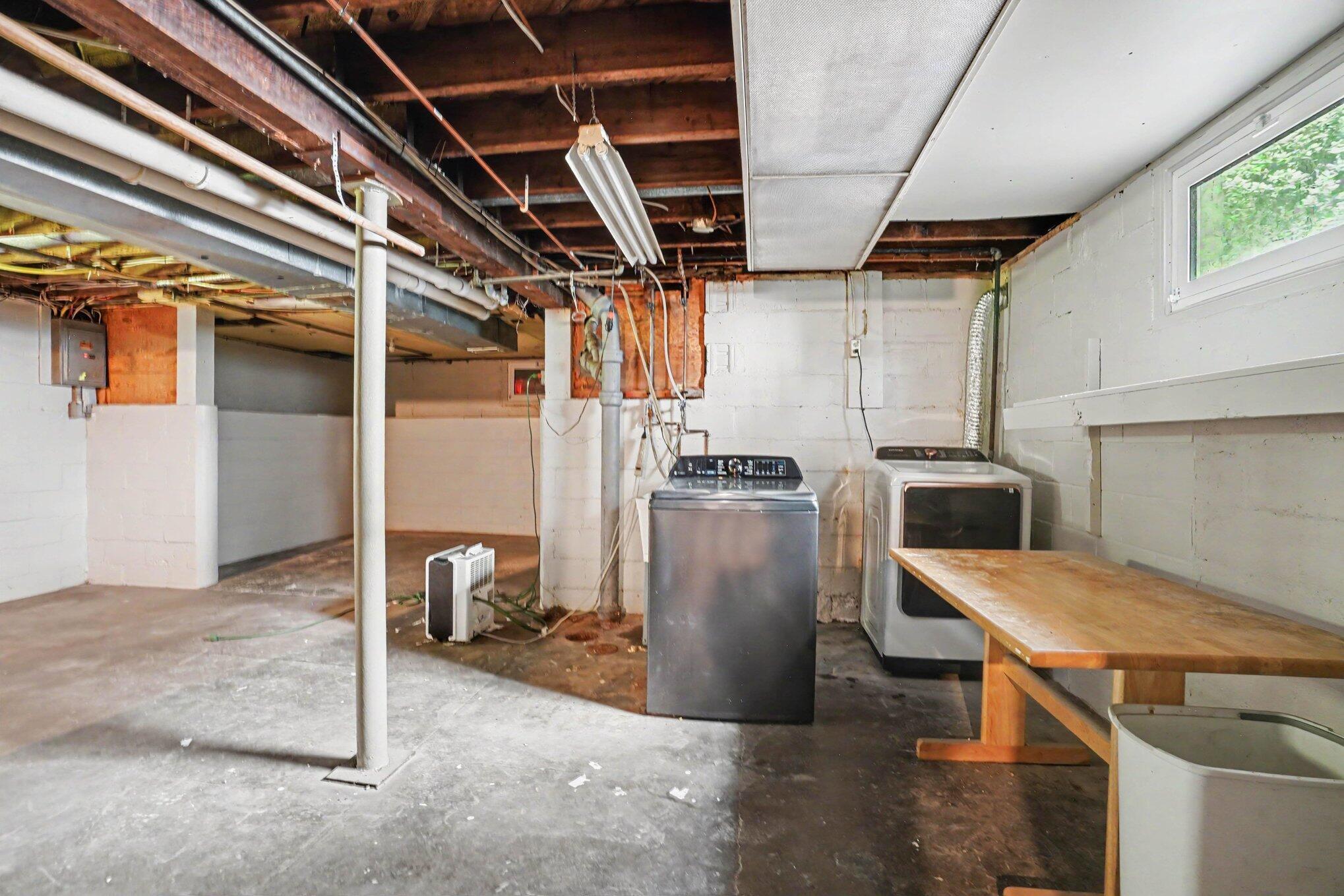 1330 W Maple Street Kalamazoo MI 49008