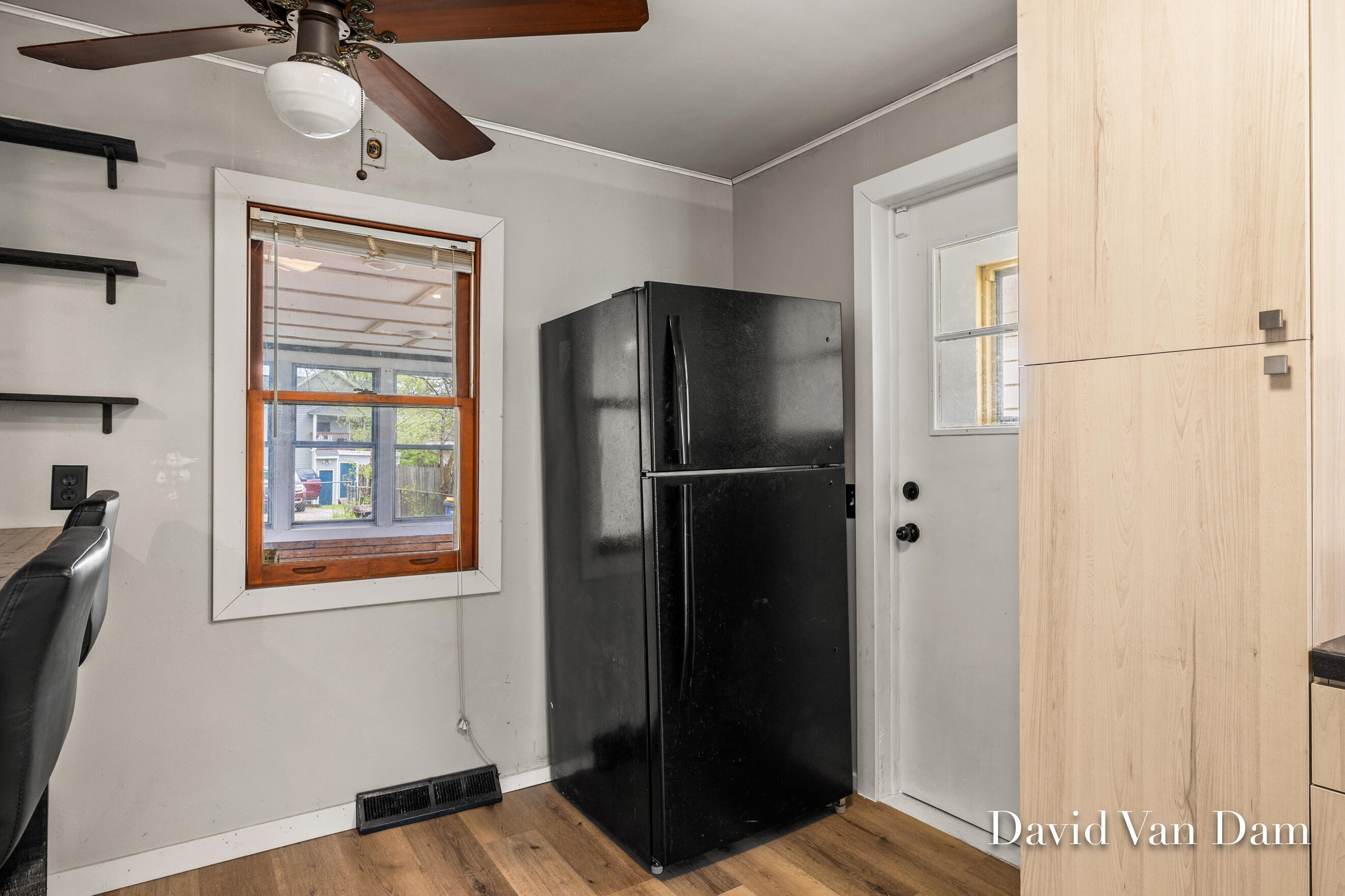 943 Prospect Avenue NE Grand Rapids MI 49503