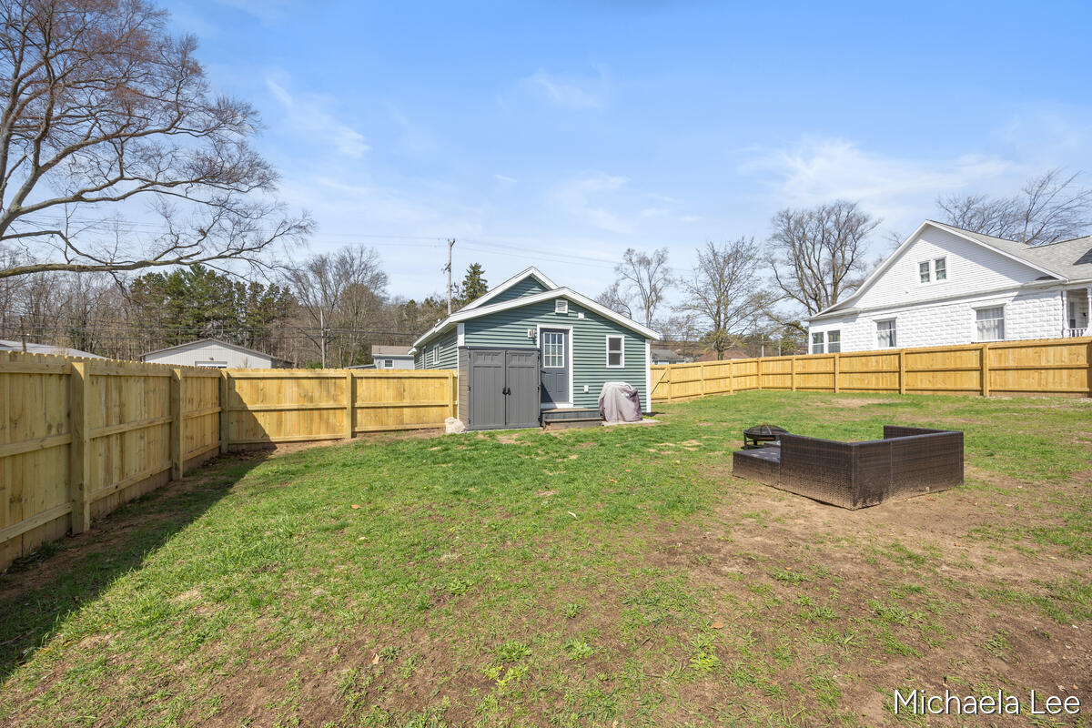 1204 Witham Road Muskegon MI 49445