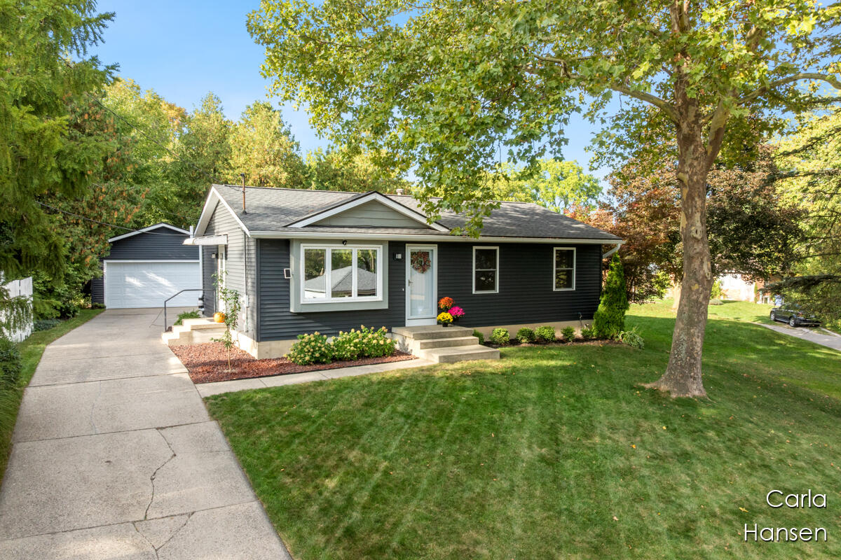 1835 Kerwin Street NW Grand Rapids MI 49504