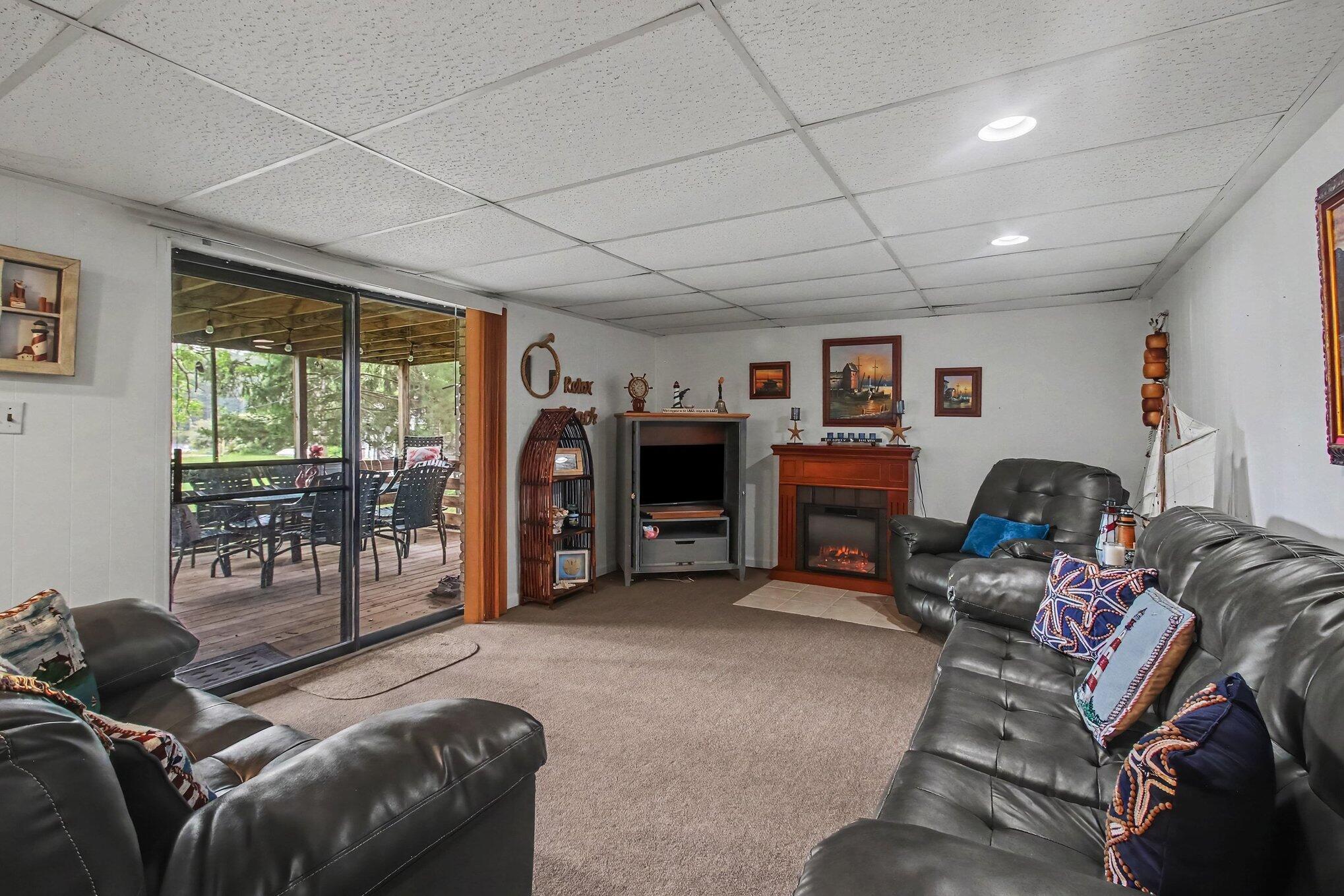 45713 E Peninsula Drive E Grand Junction MI 49056