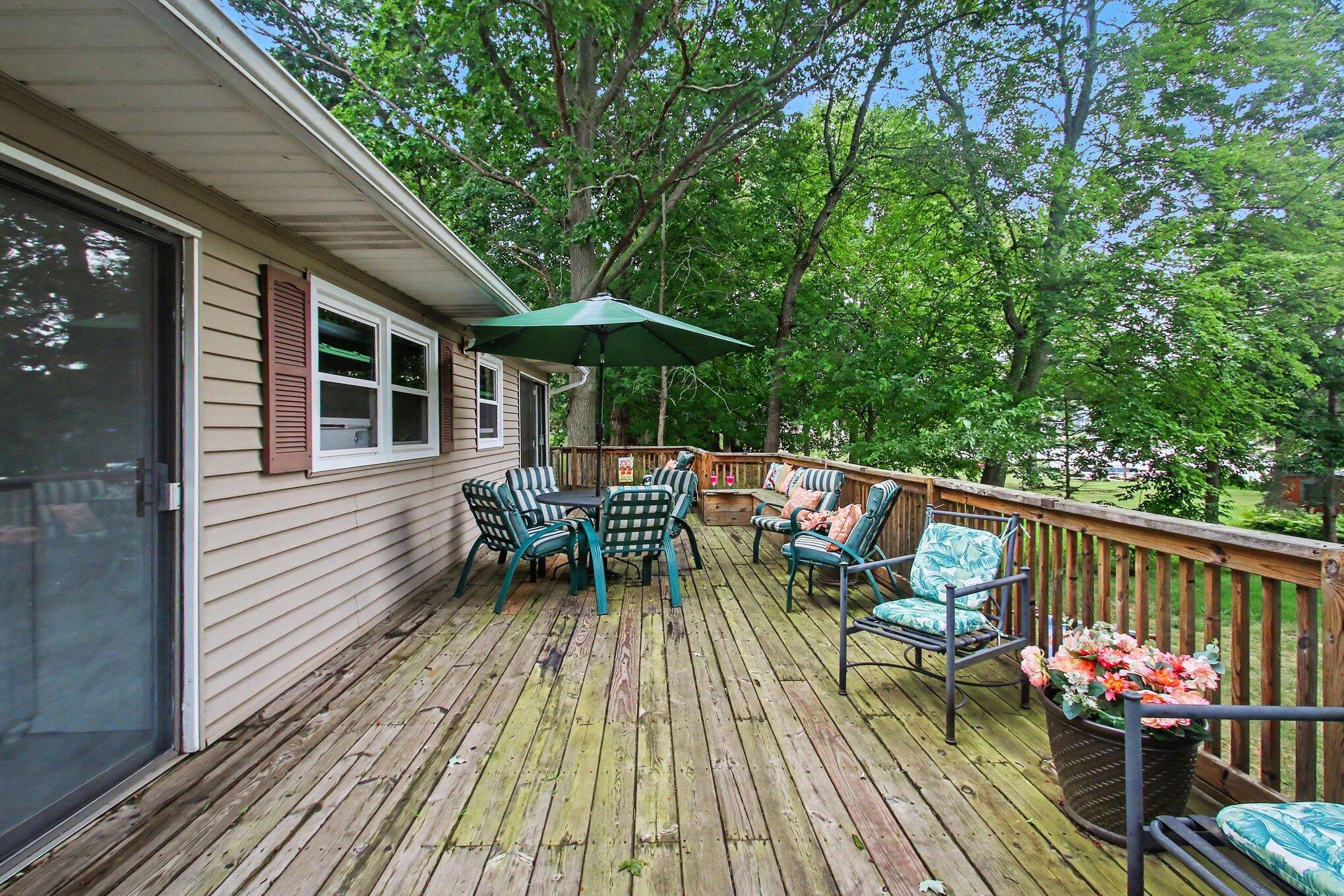 45713 E Peninsula Drive E Grand Junction MI 49056