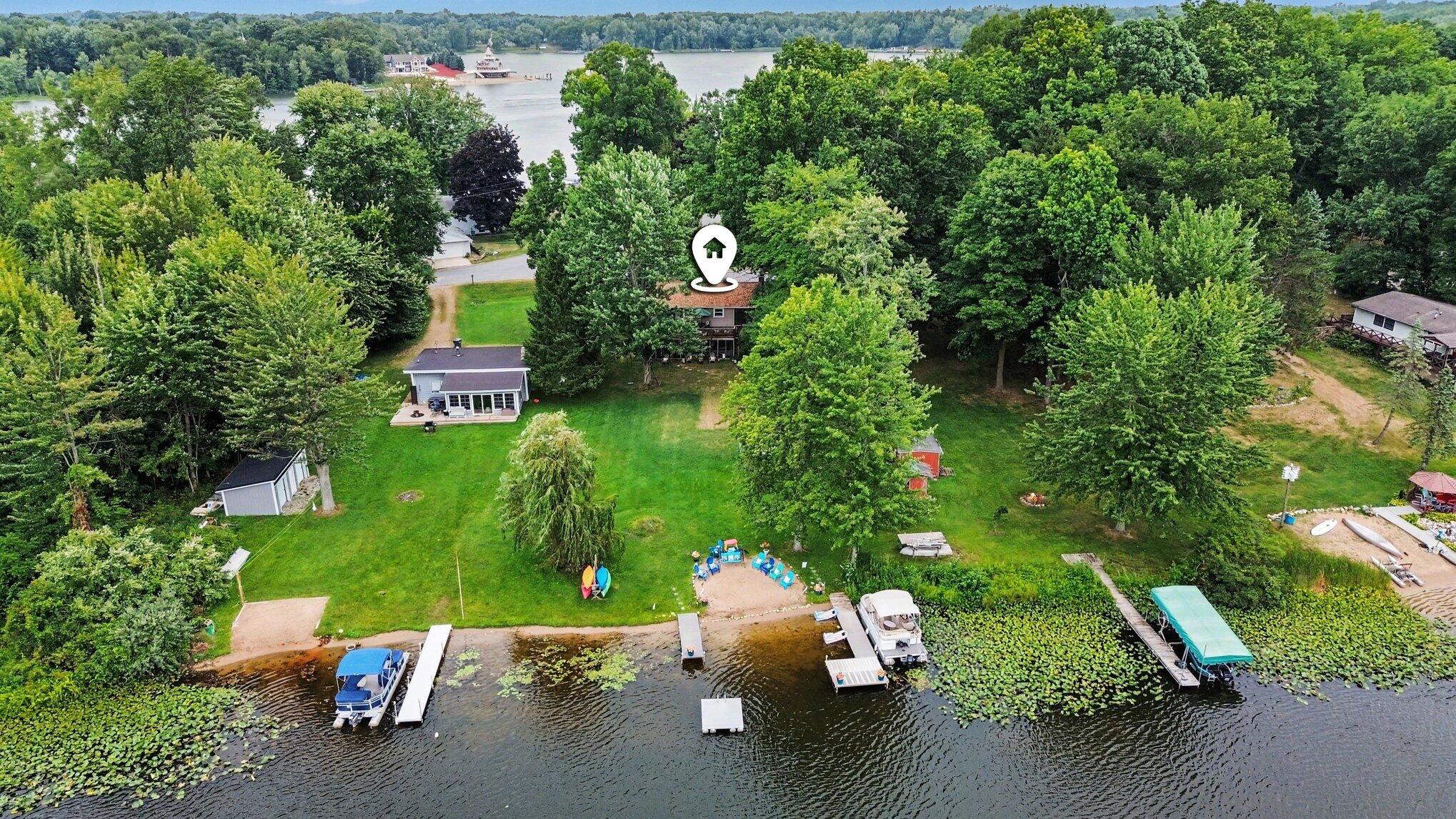 45713 E Peninsula Drive E Grand Junction MI 49056