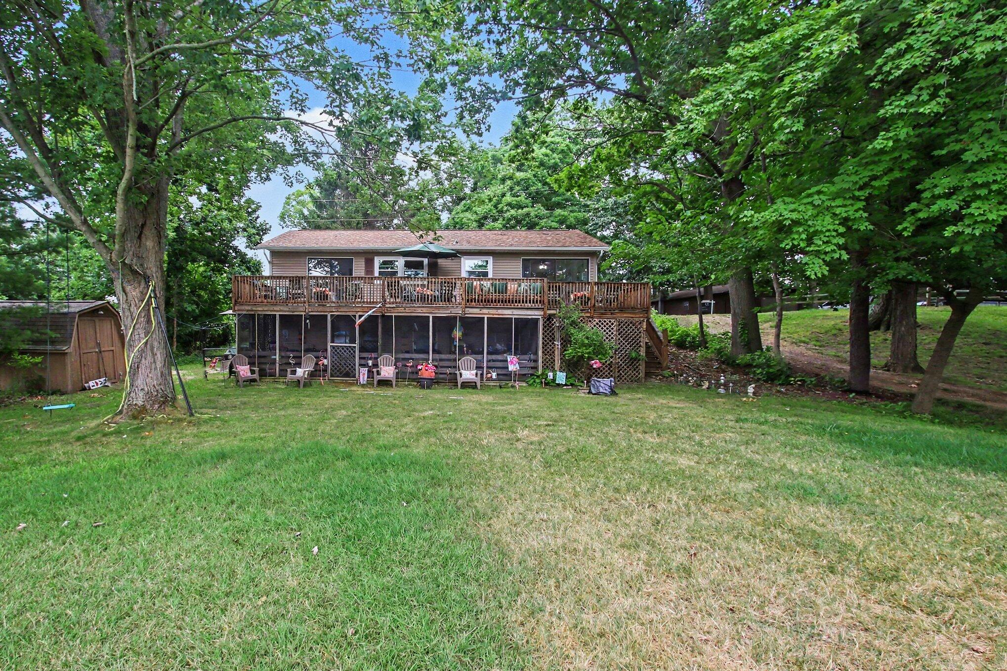 45713 E Peninsula Drive E Grand Junction MI 49056