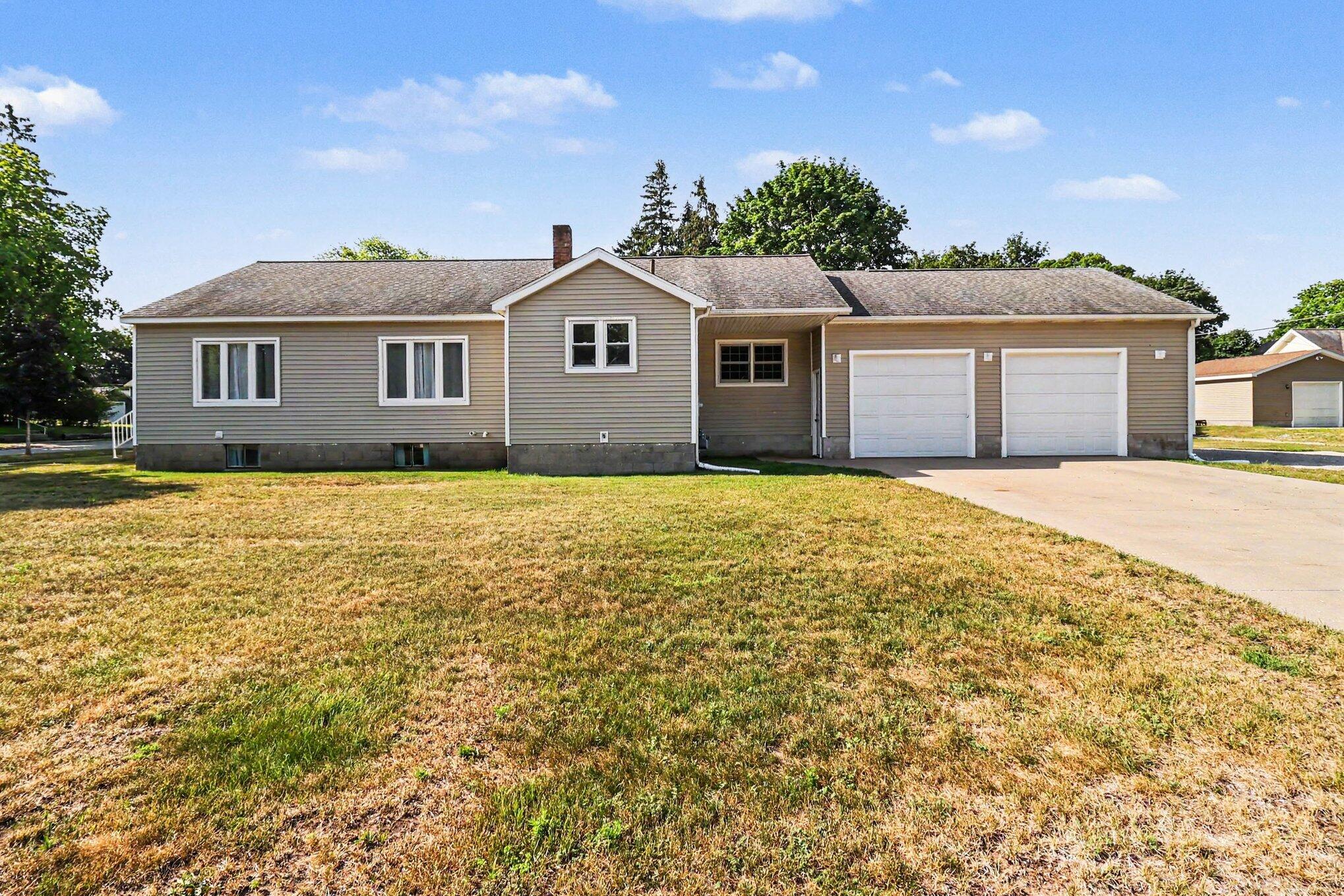 509 N Delia Street Ludington MI 49431
