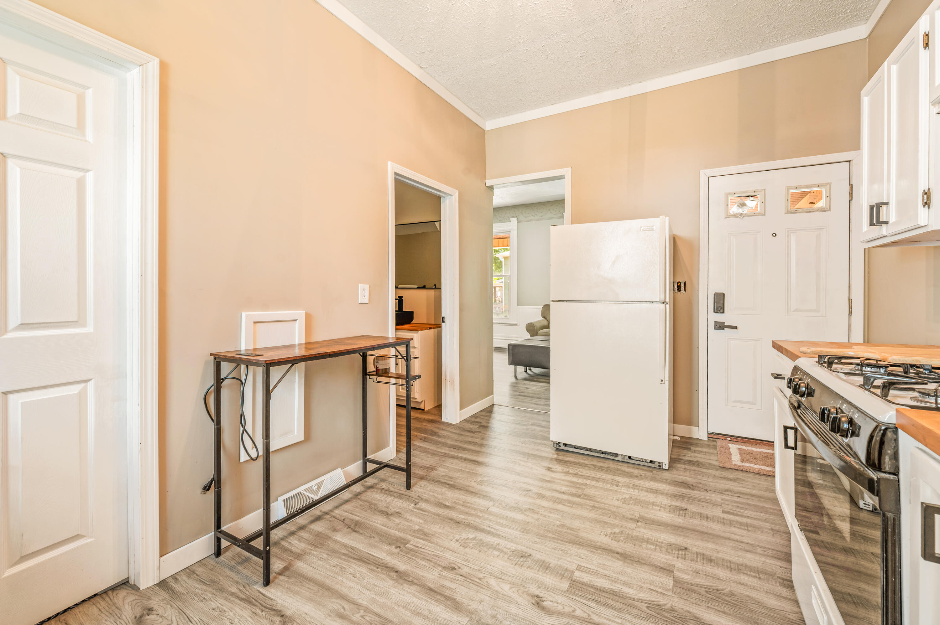 103 National Avenue NW Grand Rapids MI 49504