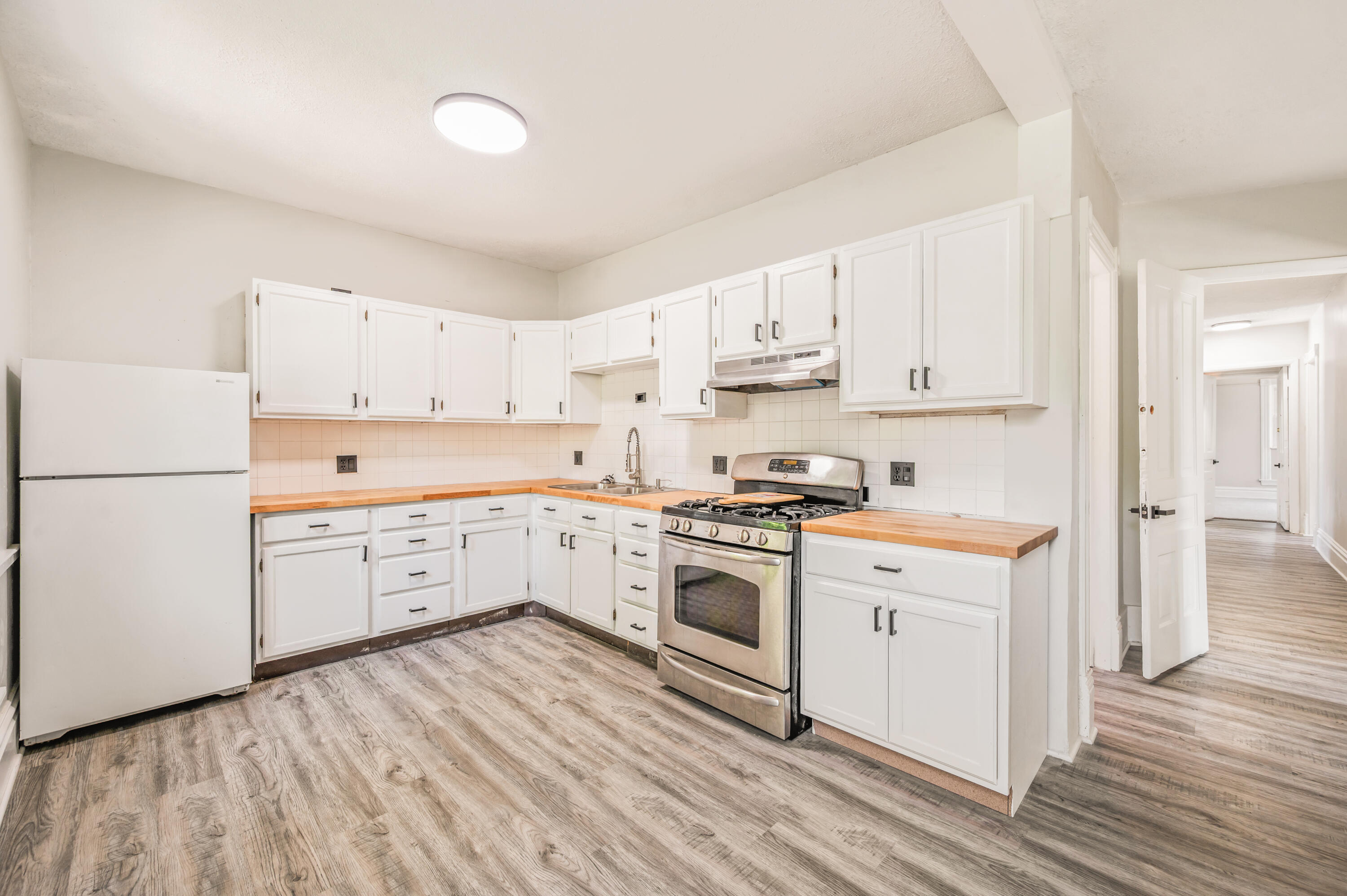 103 National Avenue NW Grand Rapids MI 49504