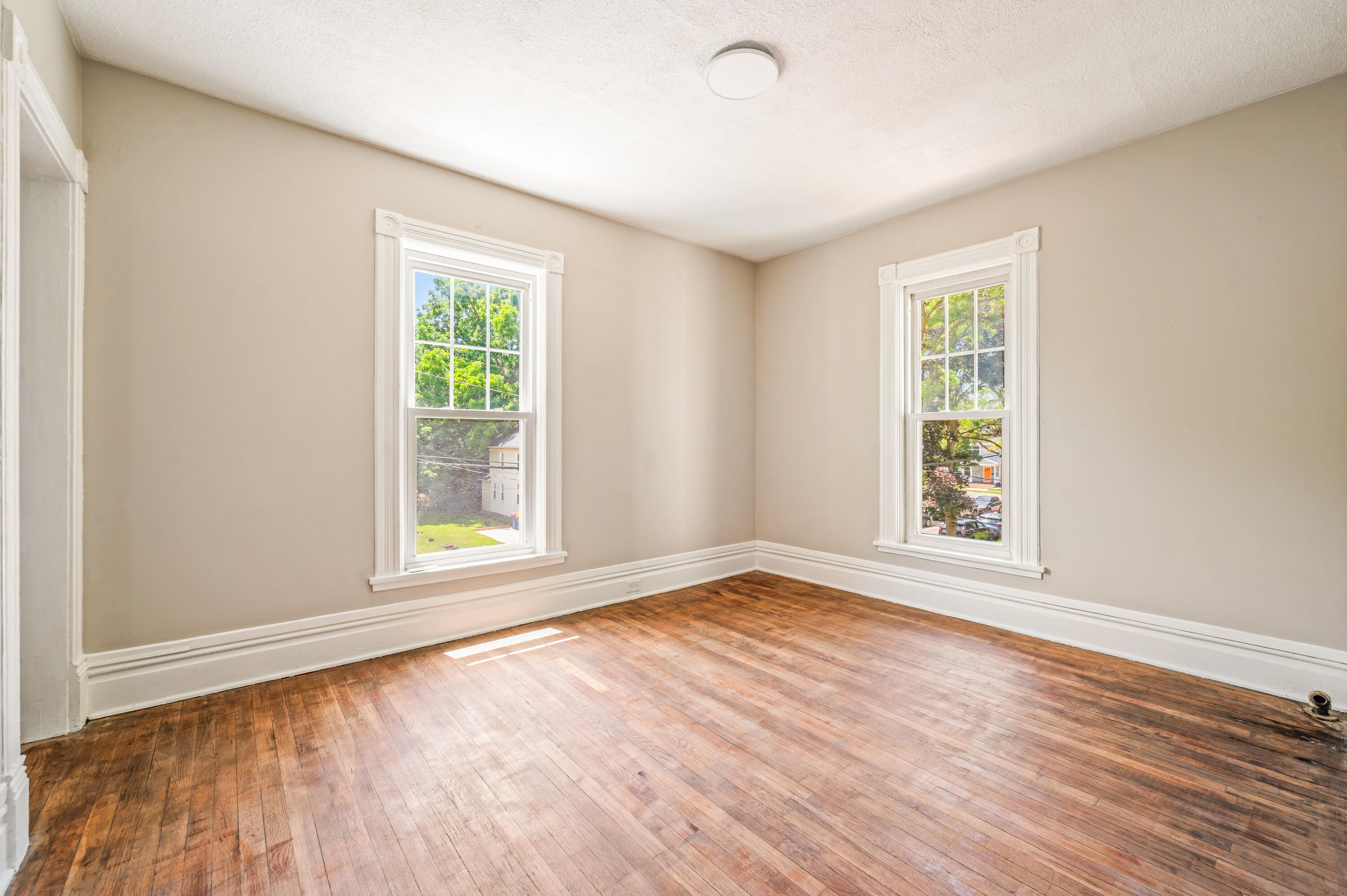 103 National Avenue NW Grand Rapids MI 49504