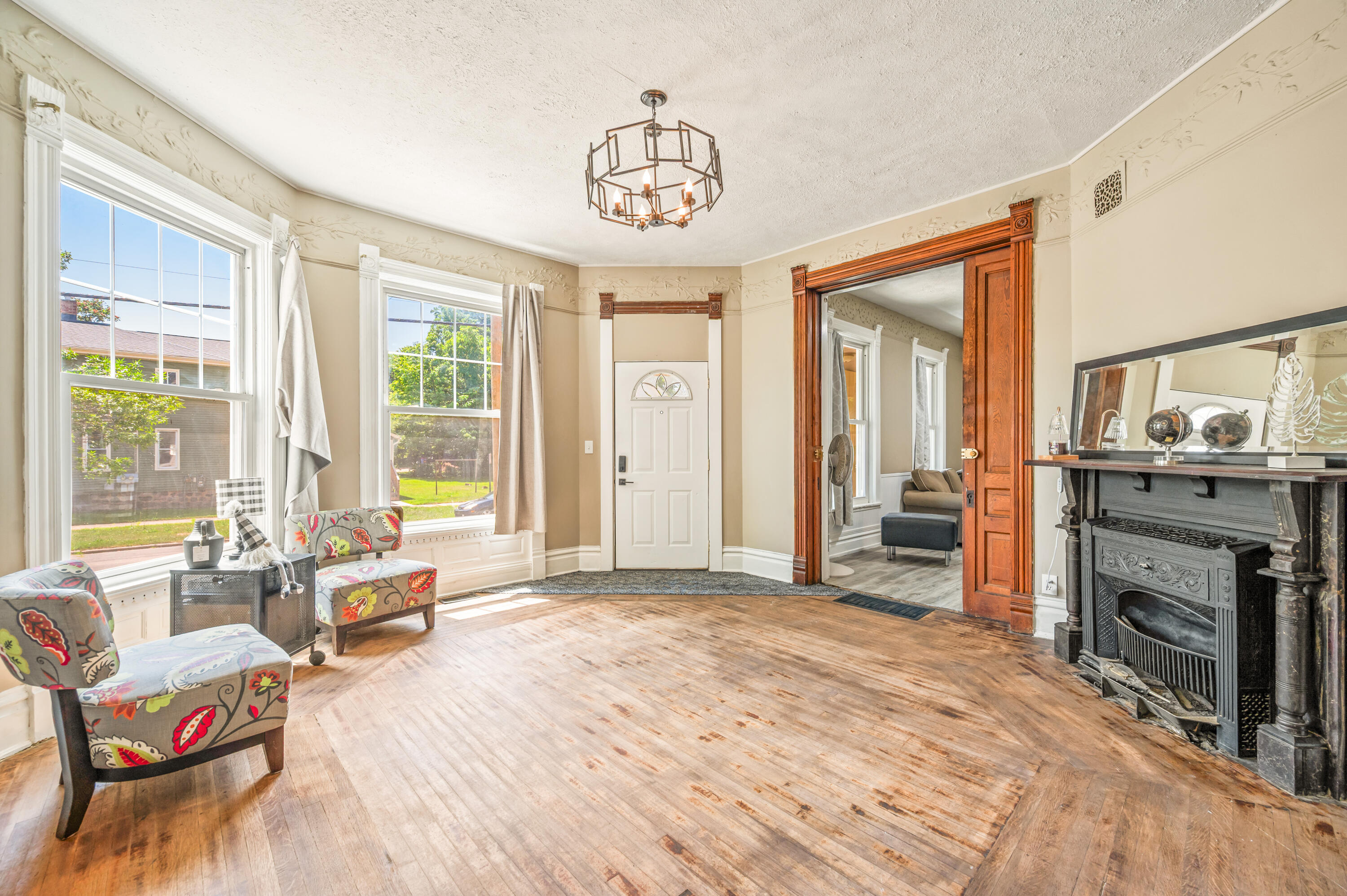 103 National Avenue NW Grand Rapids MI 49504