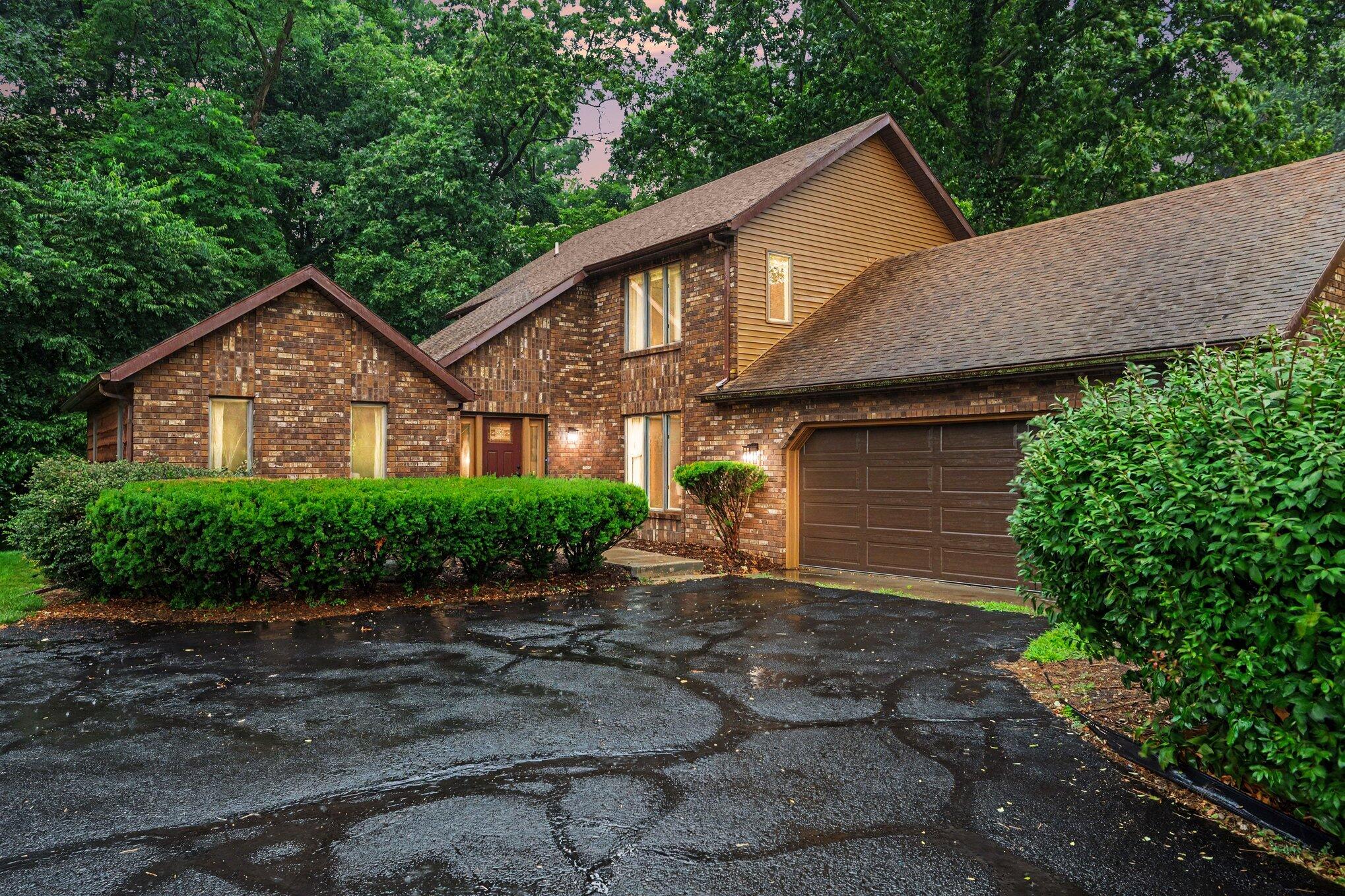 2161 Wild Cherry Lane Kalamazoo MI 49009