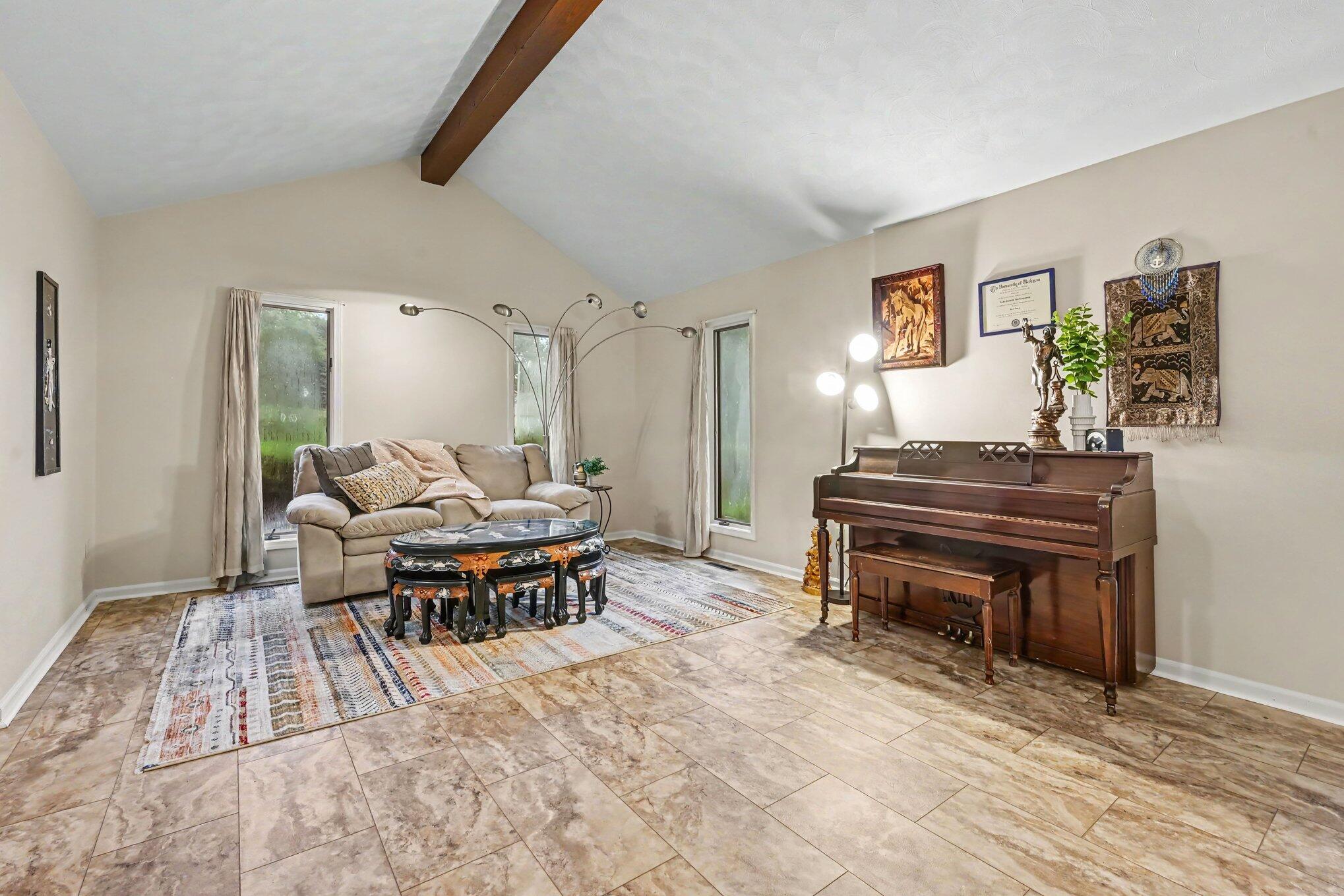 2161 Wild Cherry Lane Kalamazoo MI 49009