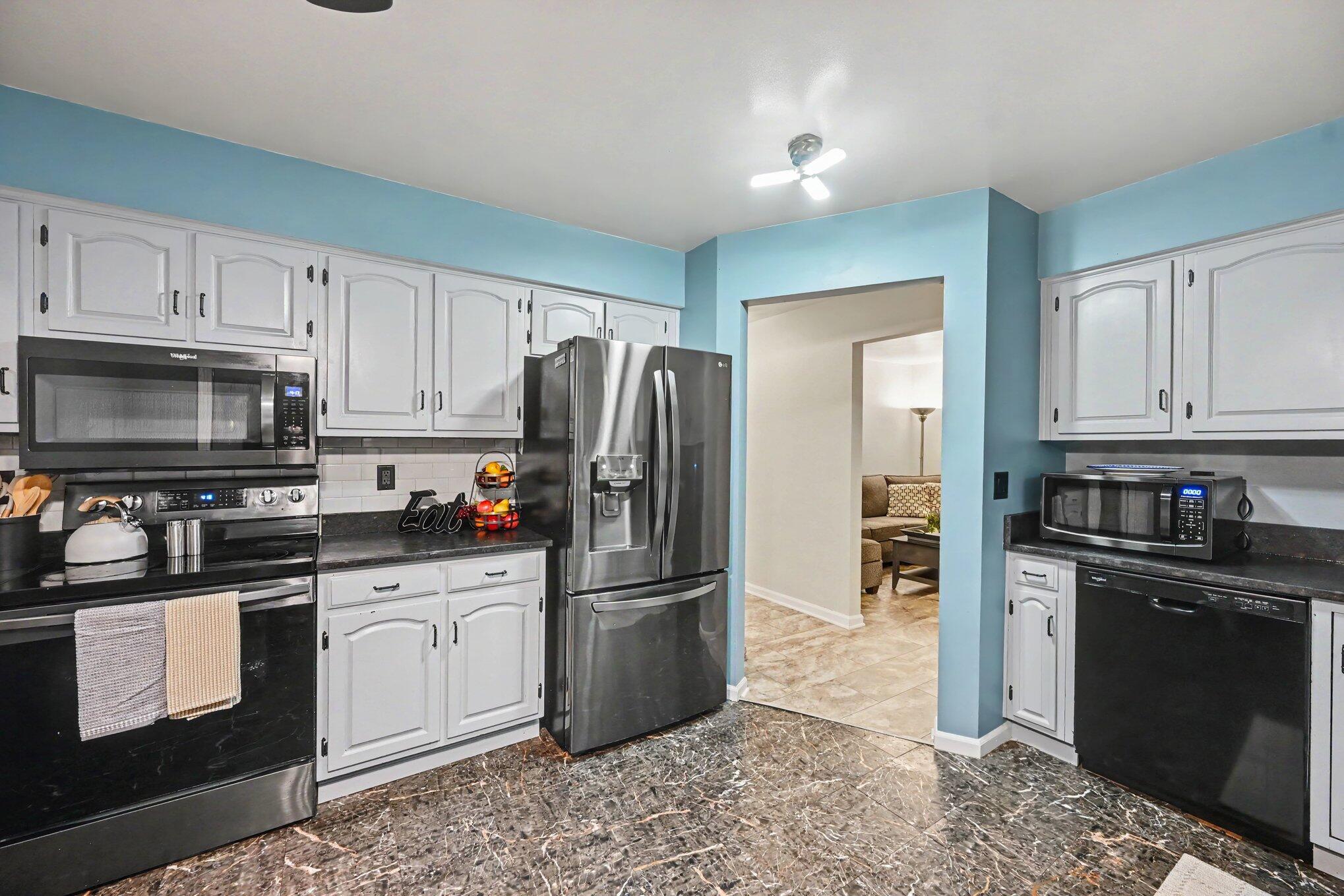 2161 Wild Cherry Lane Kalamazoo MI 49009