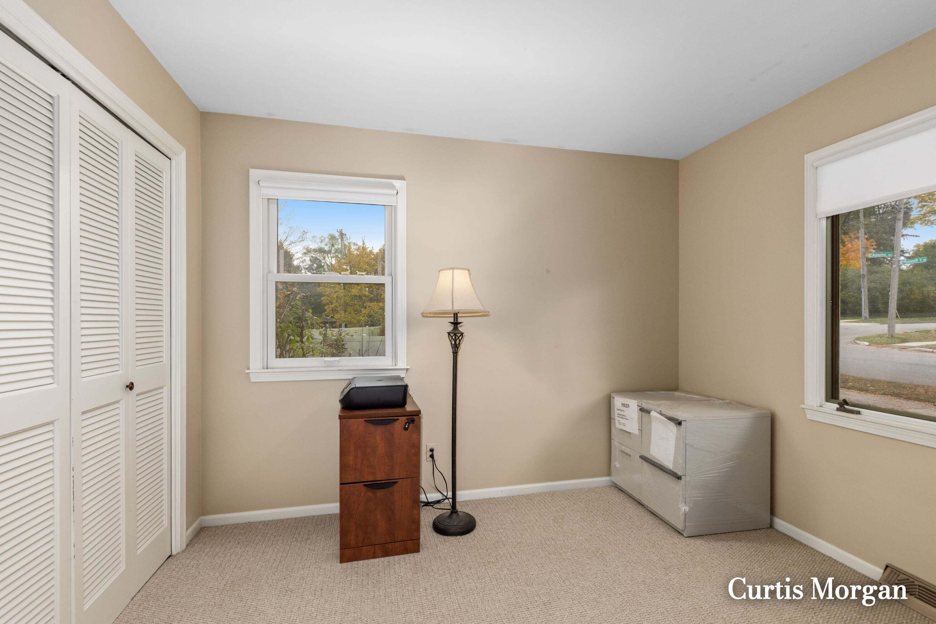 1830 Plymouth Terrace SE Grand Rapids MI 49506