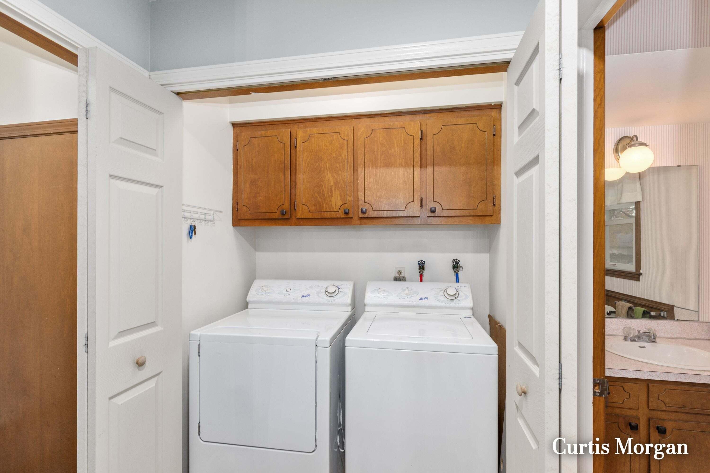 1830 Plymouth Terrace SE Grand Rapids MI 49506