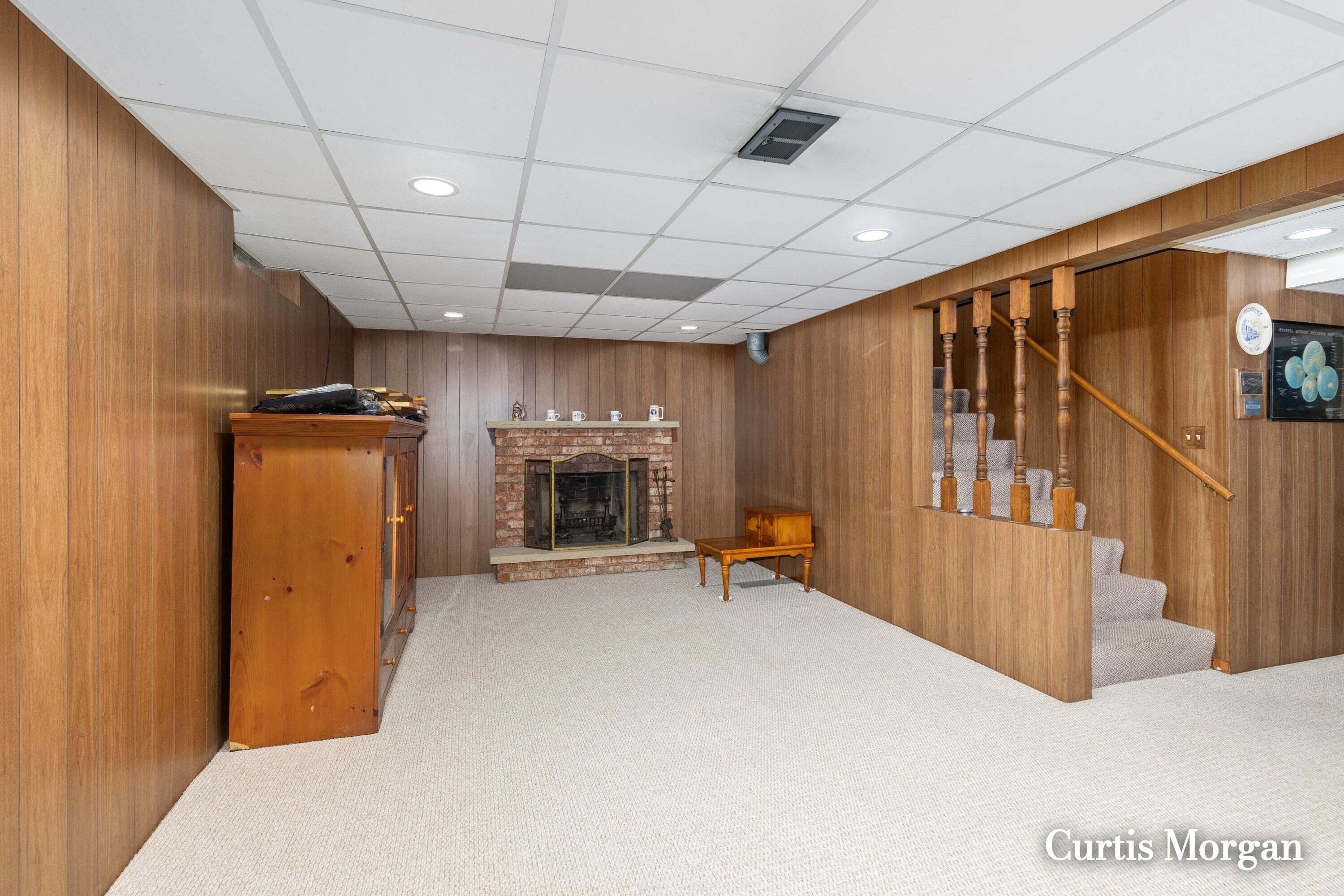 1830 Plymouth Terrace SE Grand Rapids MI 49506