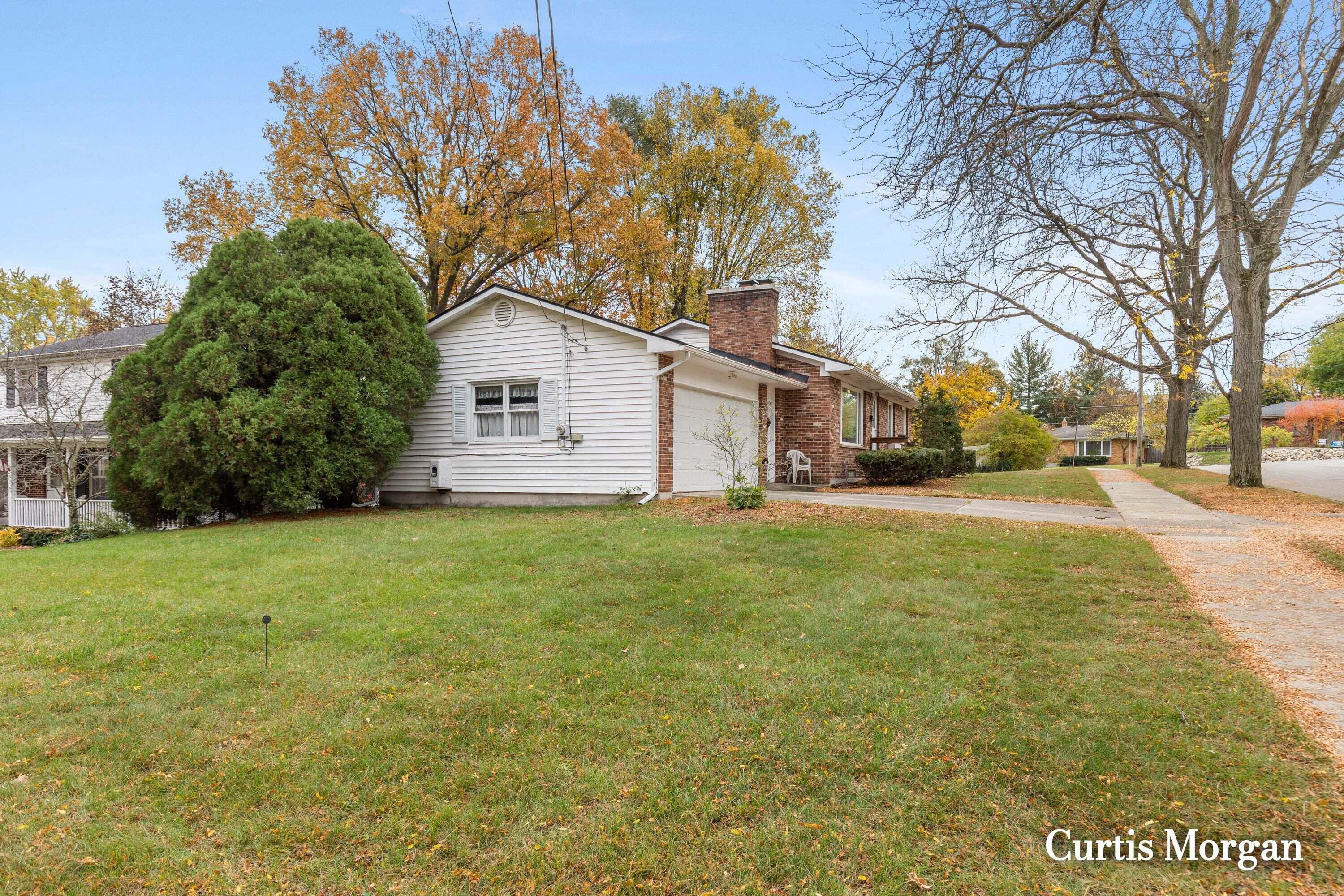 1830 Plymouth Terrace SE Grand Rapids MI 49506