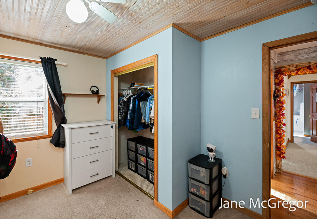 38 N Stewart Street Muskegon MI 49442