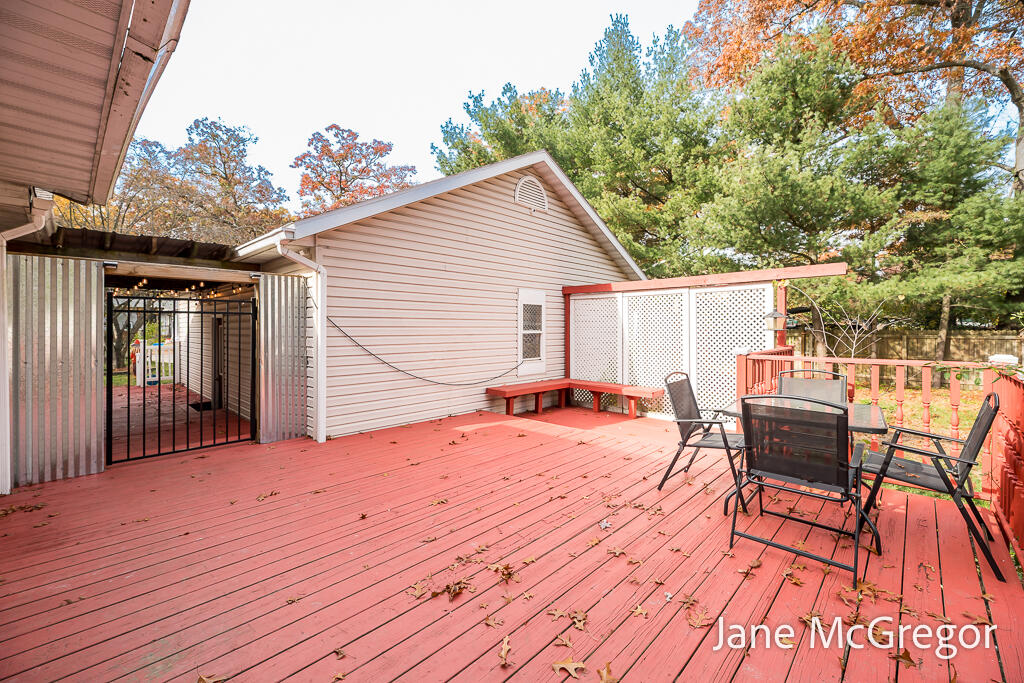 38 N Stewart Street Muskegon MI 49442