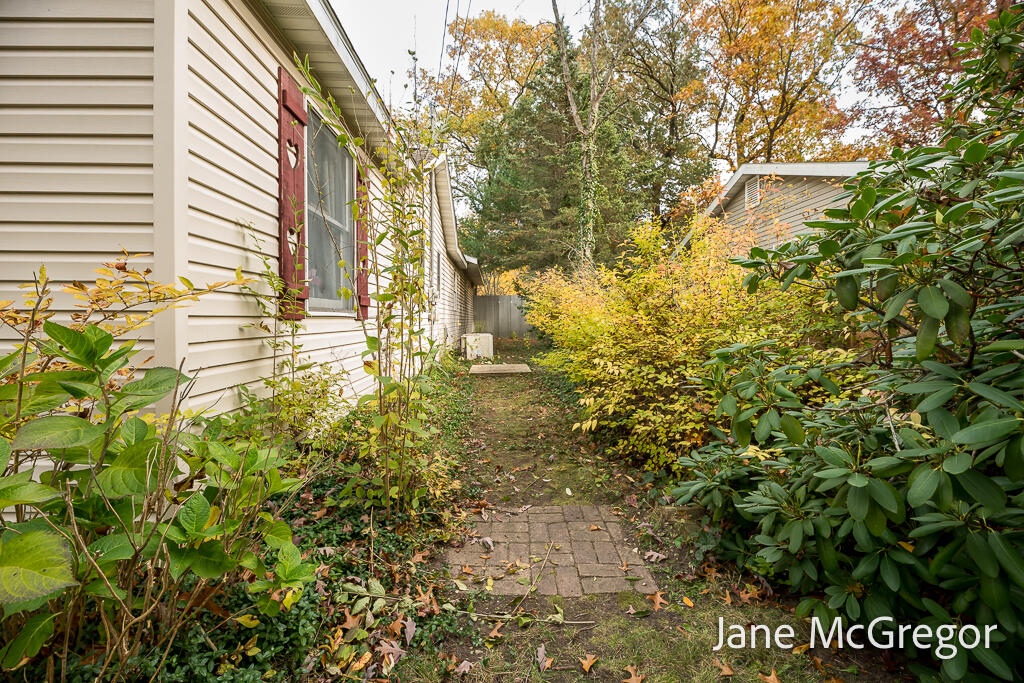 38 N Stewart Street Muskegon MI 49442
