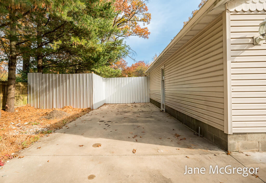 38 N Stewart Street Muskegon MI 49442