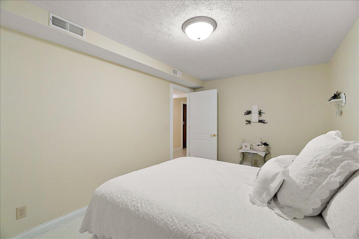 71370 Forest Eagle Lane Niles MI 49120
