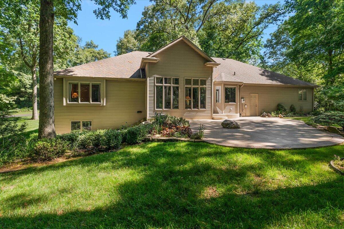 71370 Forest Eagle Lane Niles MI 49120