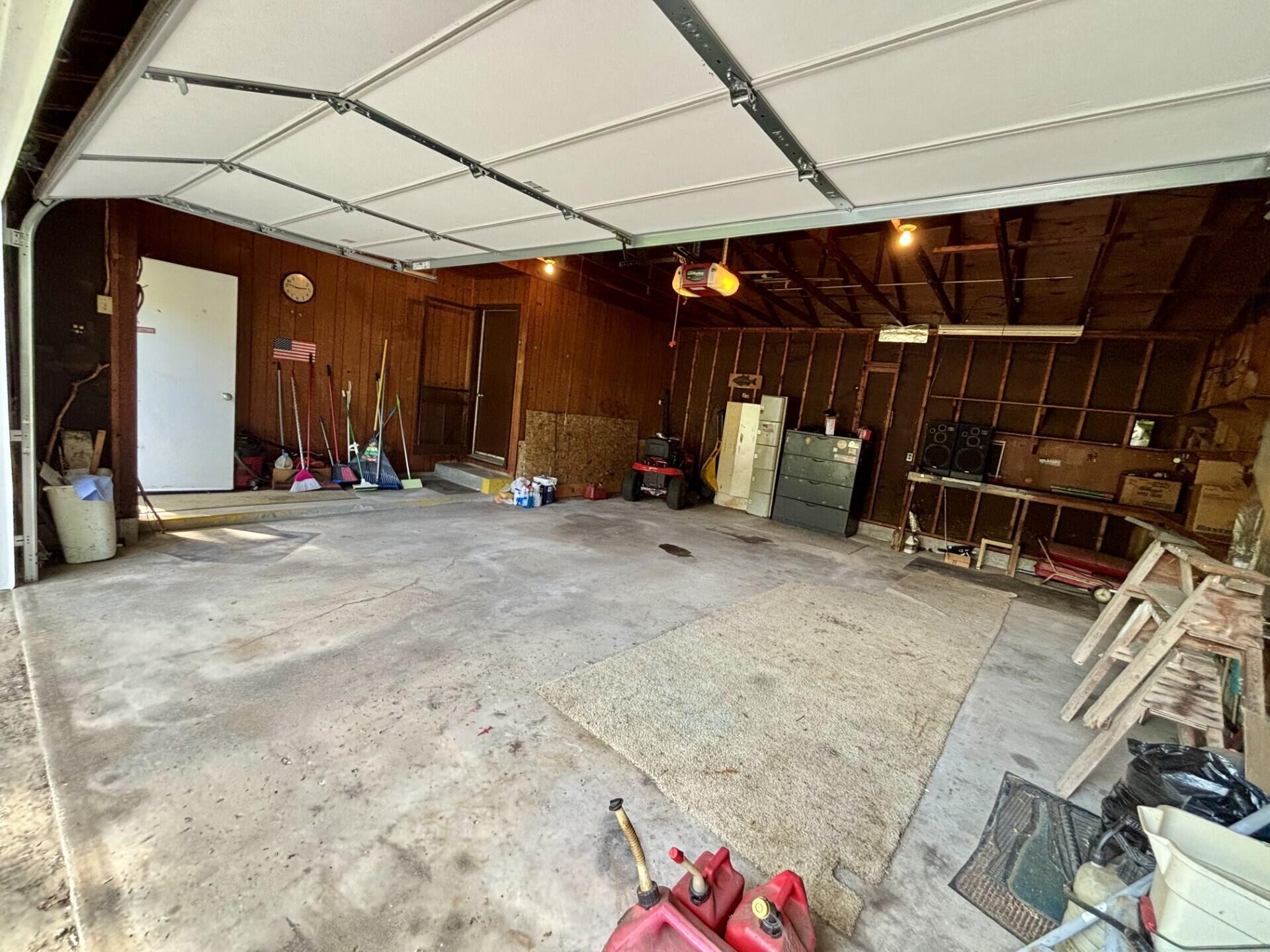2989 Memorial Drive Holland MI 49424