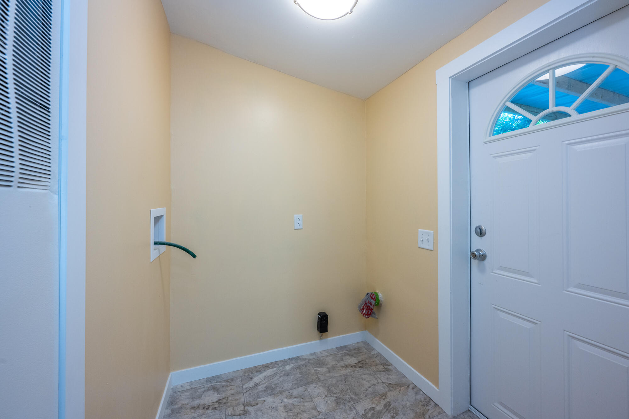 4739 Wil-o-paw Drive Coloma MI 49038