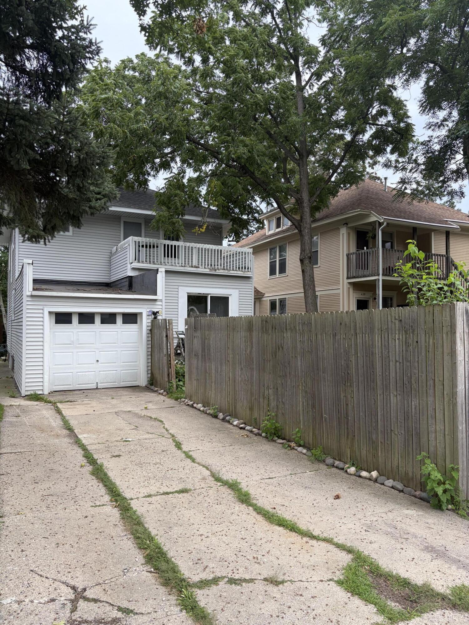 425 Rosewood Avenue SE Grand Rapids MI 49506