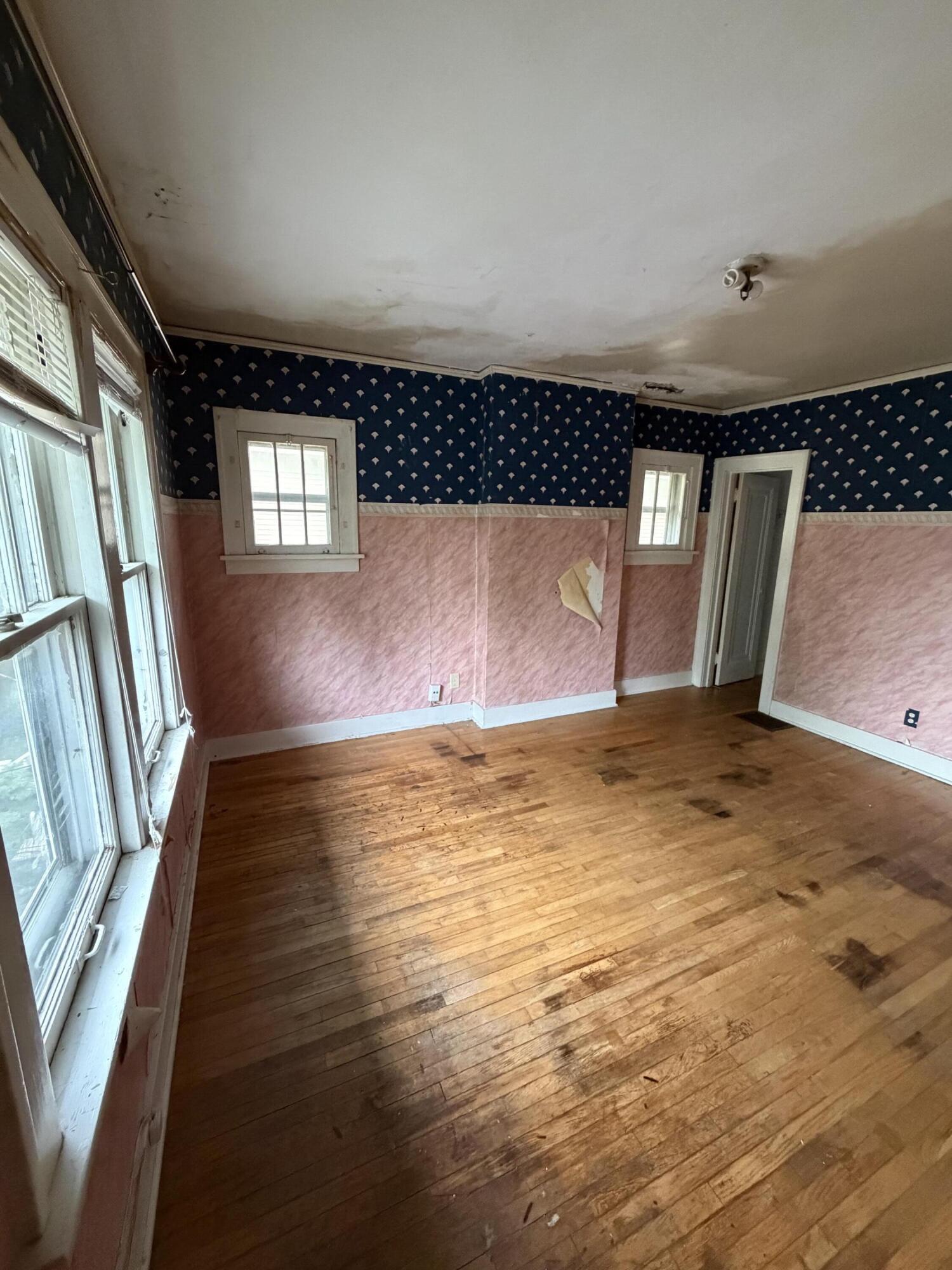 425 Rosewood Avenue SE Grand Rapids MI 49506